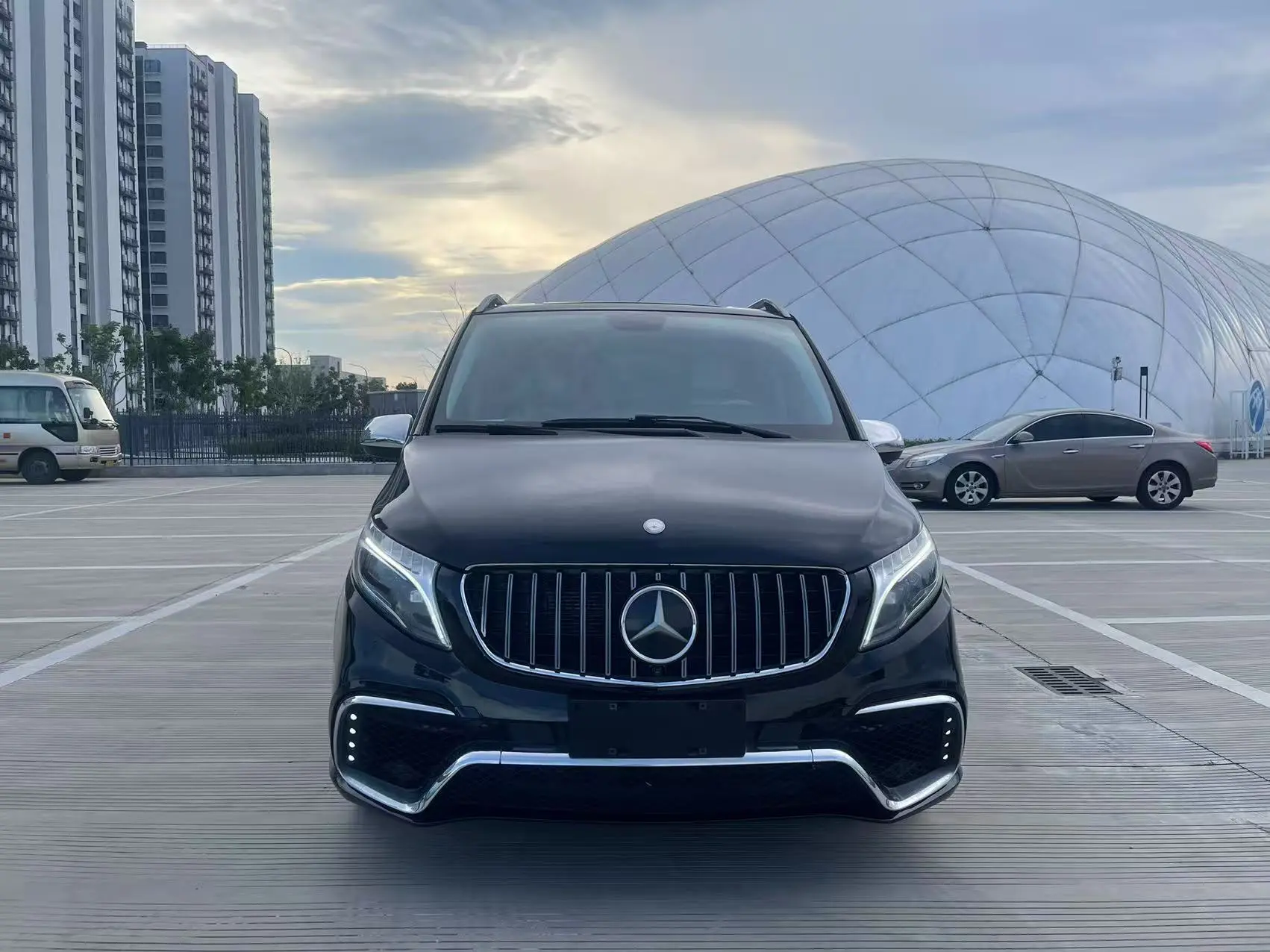 Mercedes-Benz Vito  из Китая