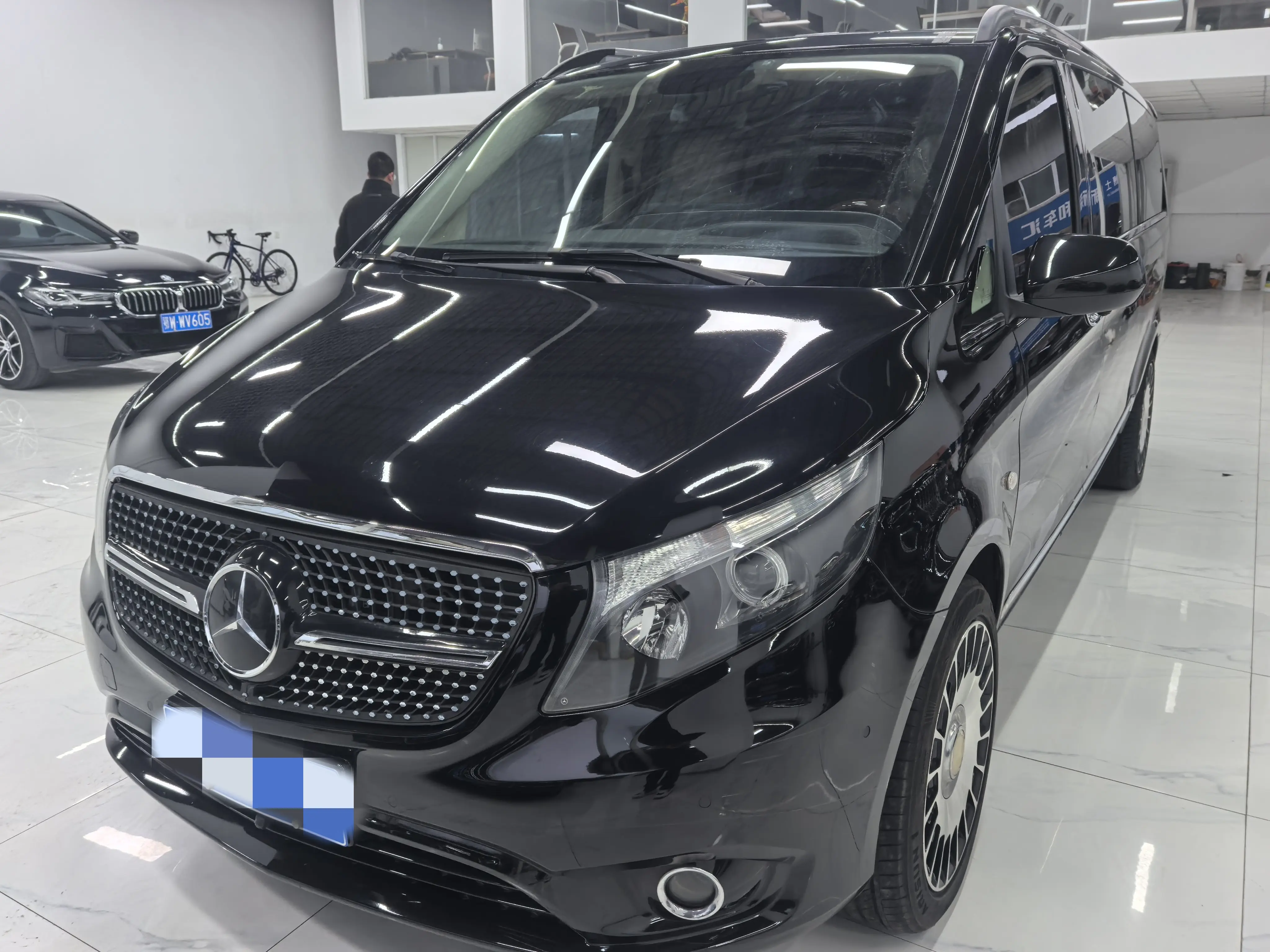 Mercedes-Benz Vito  из Китая