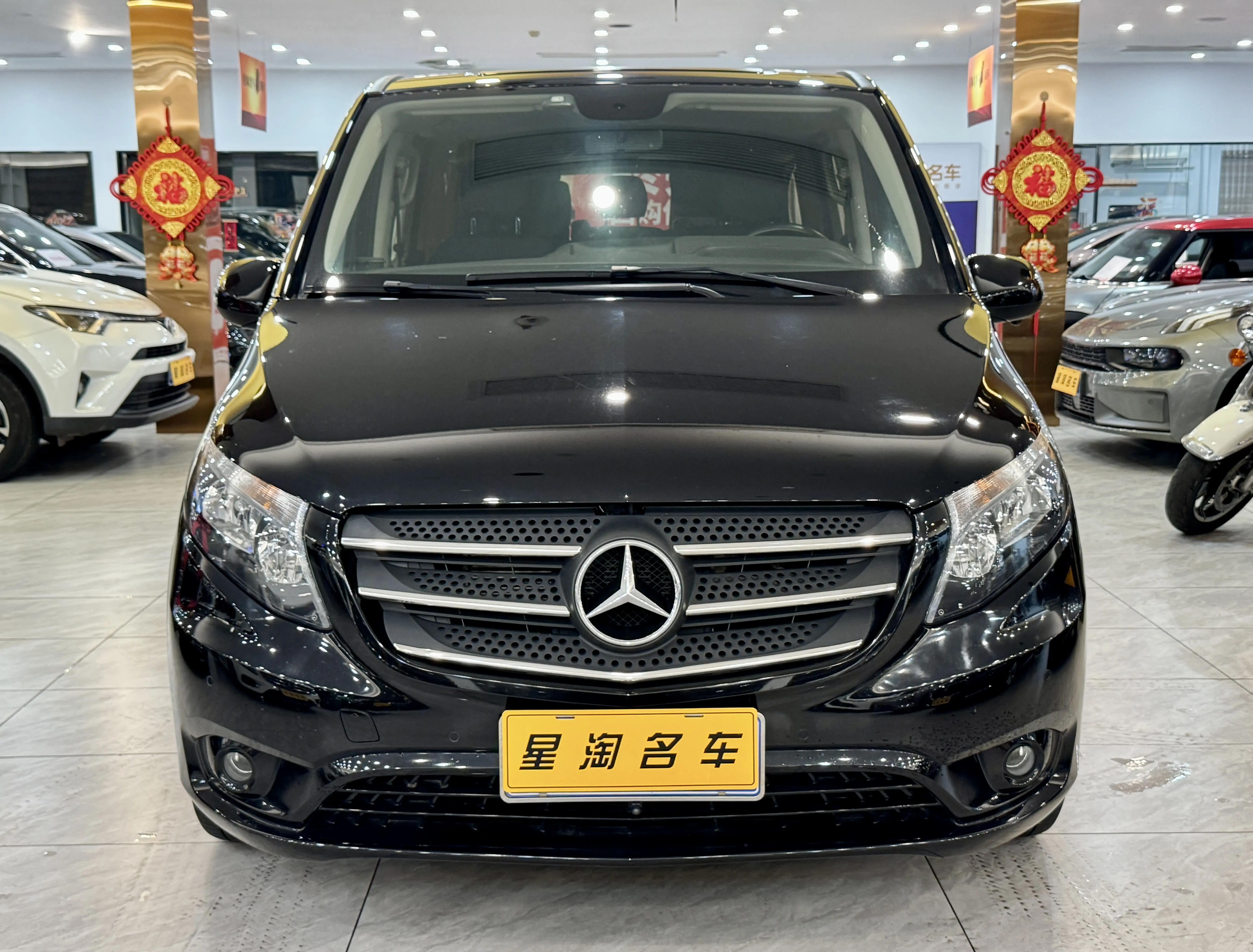Mercedes-Benz Vito  из Китая