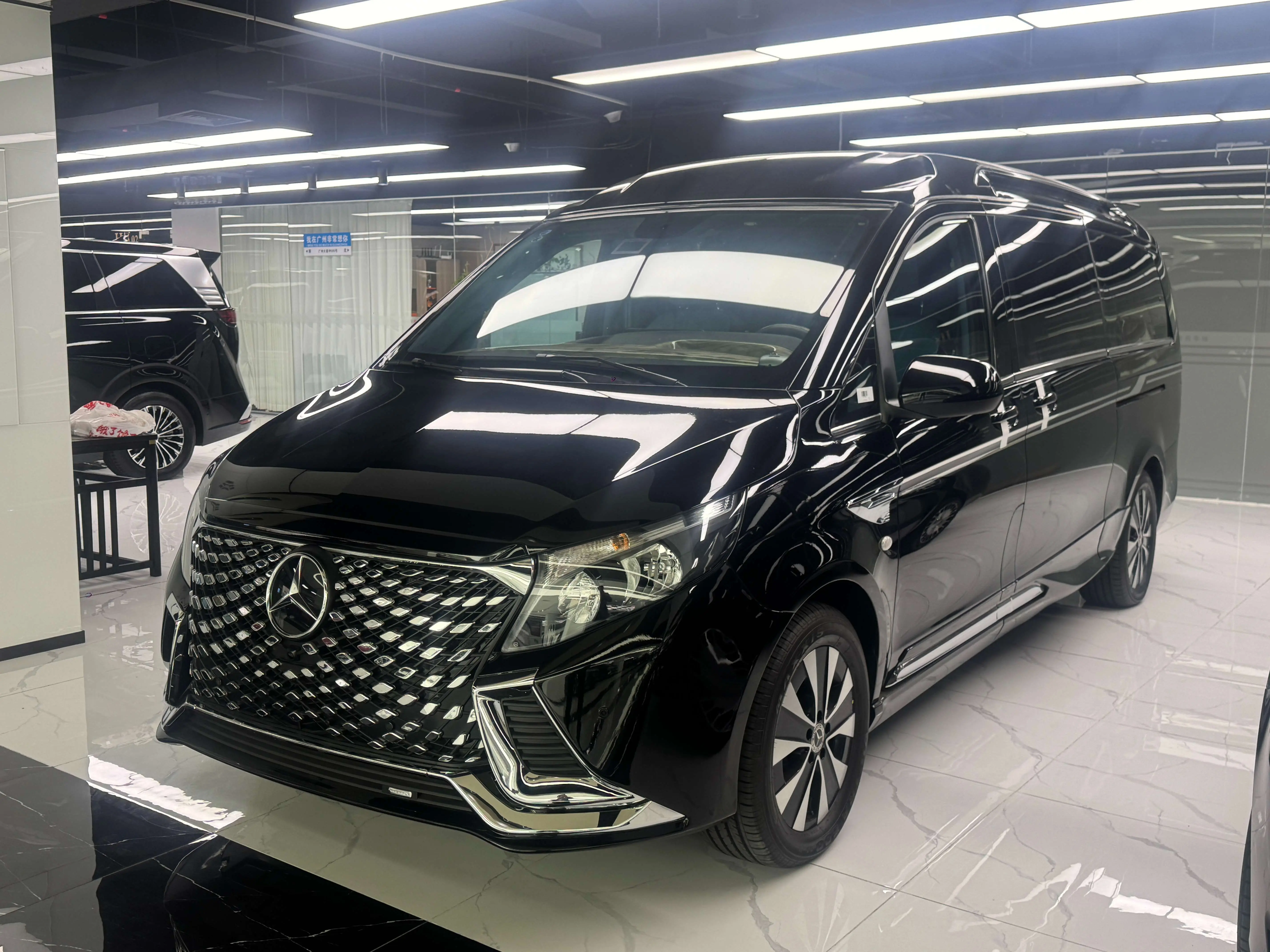 Mercedes-Benz Vito  из Китая