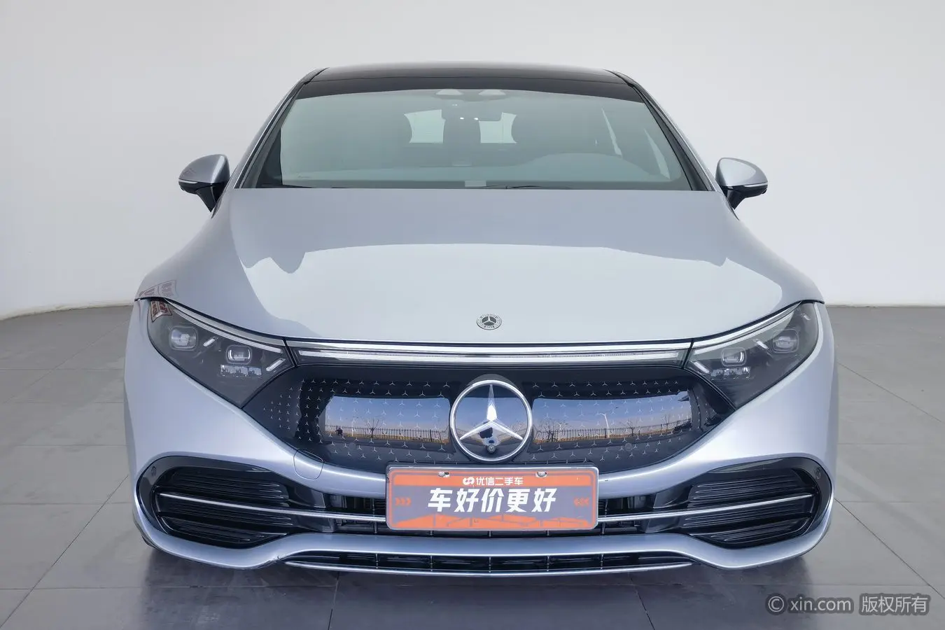 Mercedes-Benz EQS  из Китая