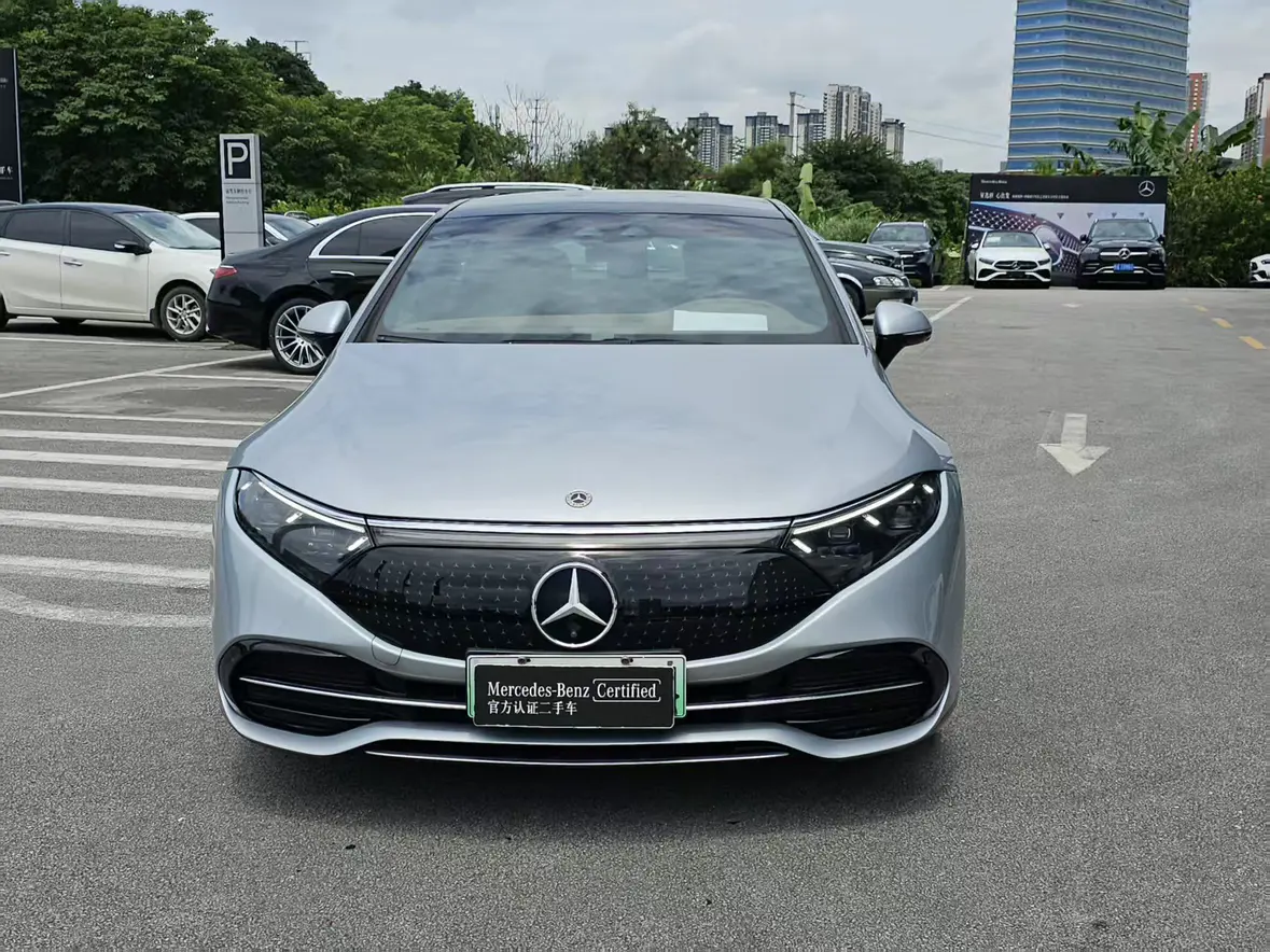 Mercedes-Benz EQS  из Китая