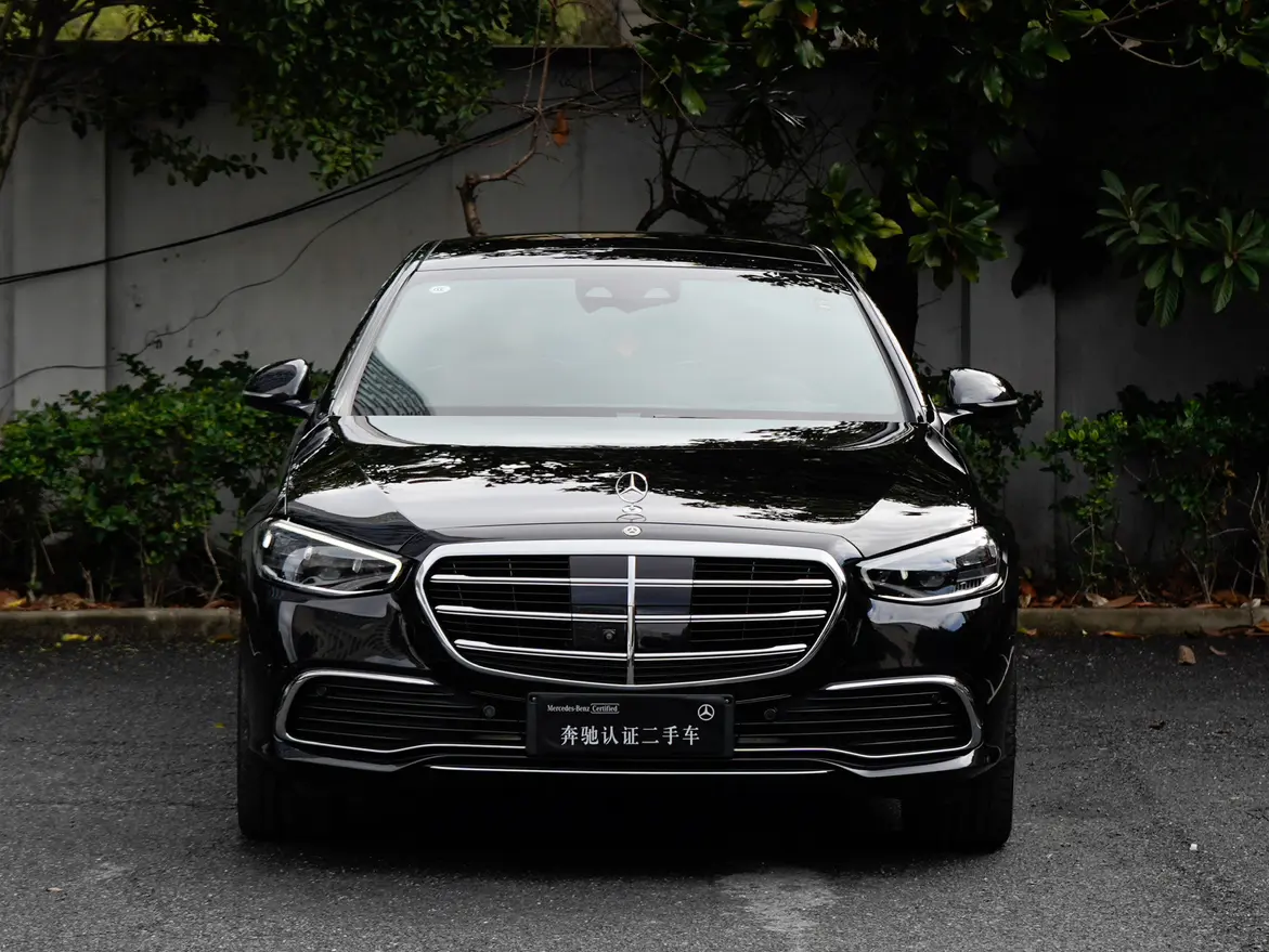 Mercedes-Benz S-Class PHEV  из Китая