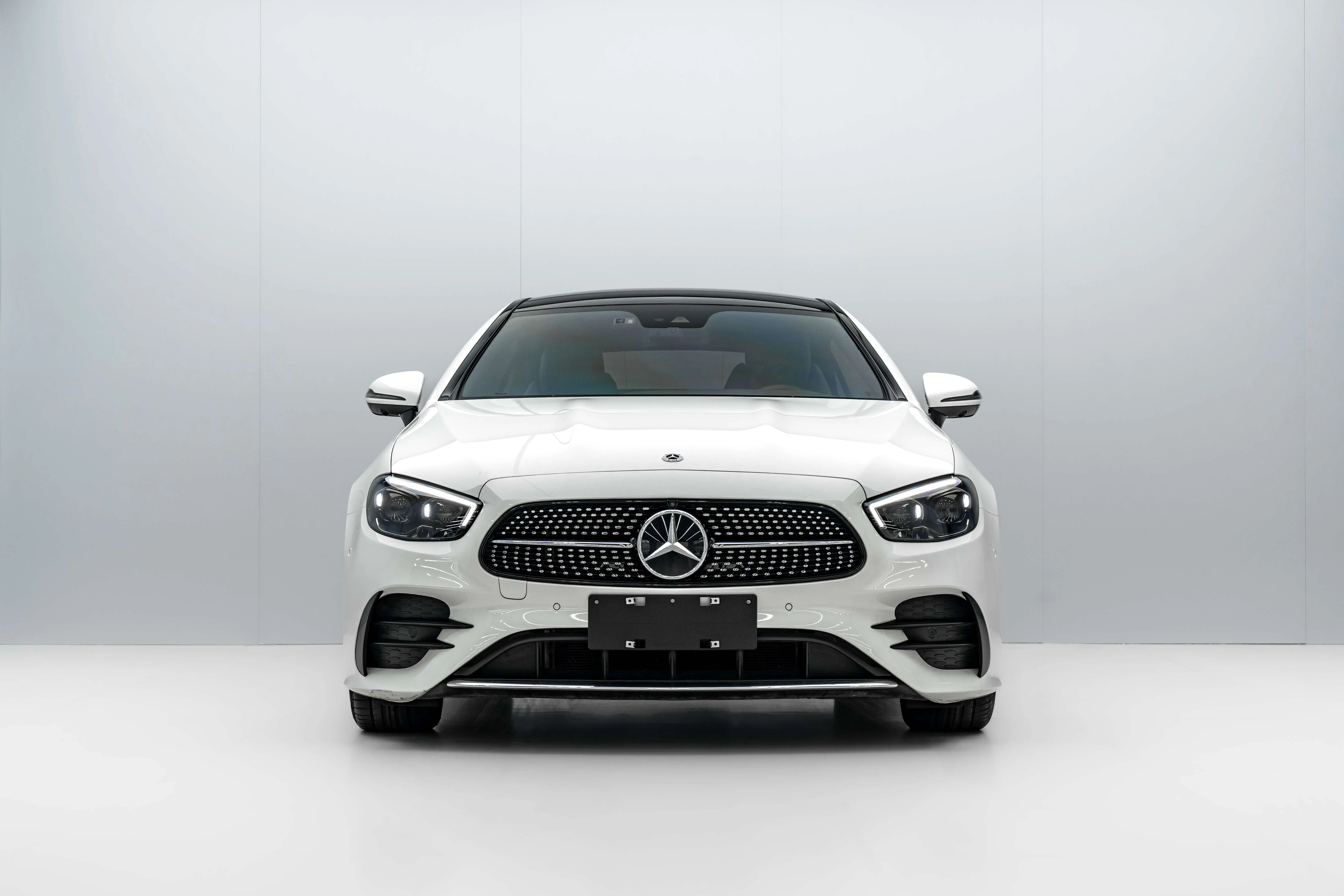 Mercedes-Benz E-Class  из Китая