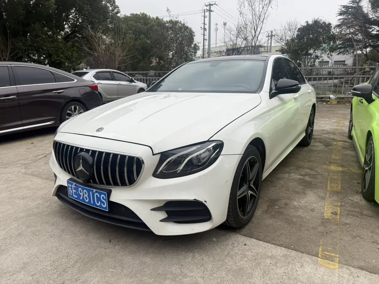 Mercedes-Benz E-Class  из Китая