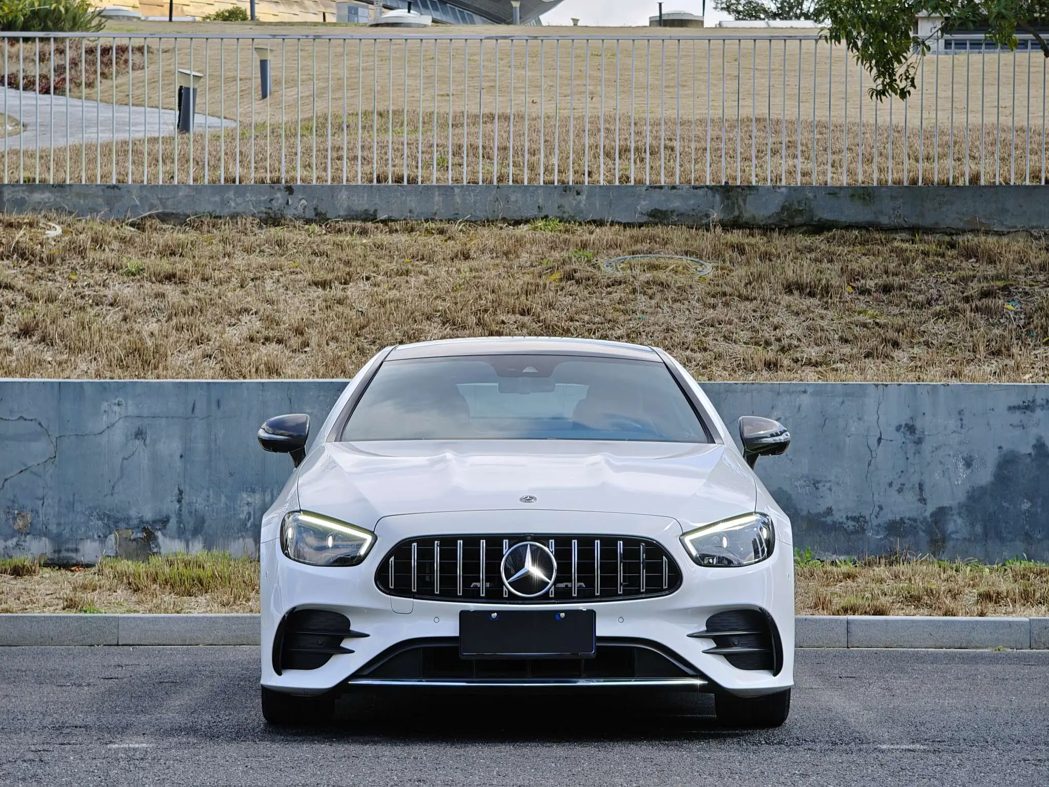 Mercedes-Benz E-Class  из Китая