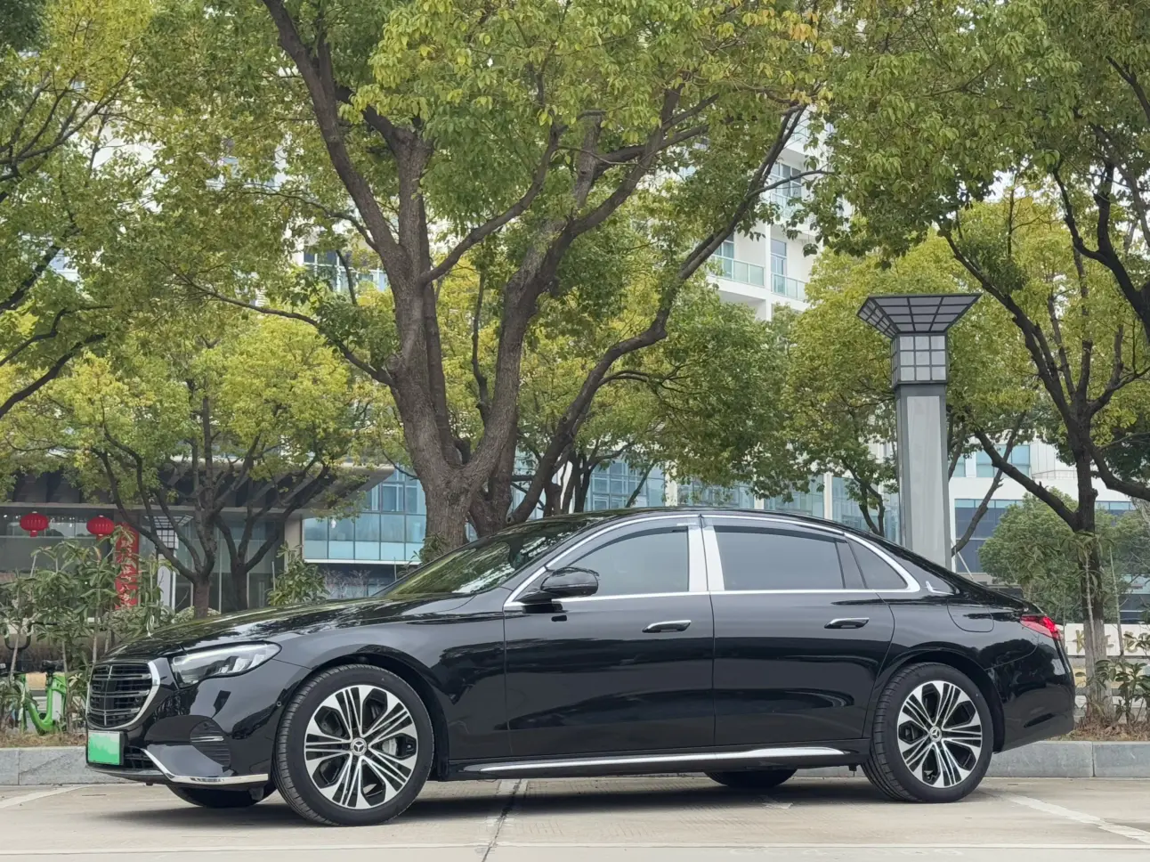 Mercedes-Benz E-Class PHEV  из Китая
