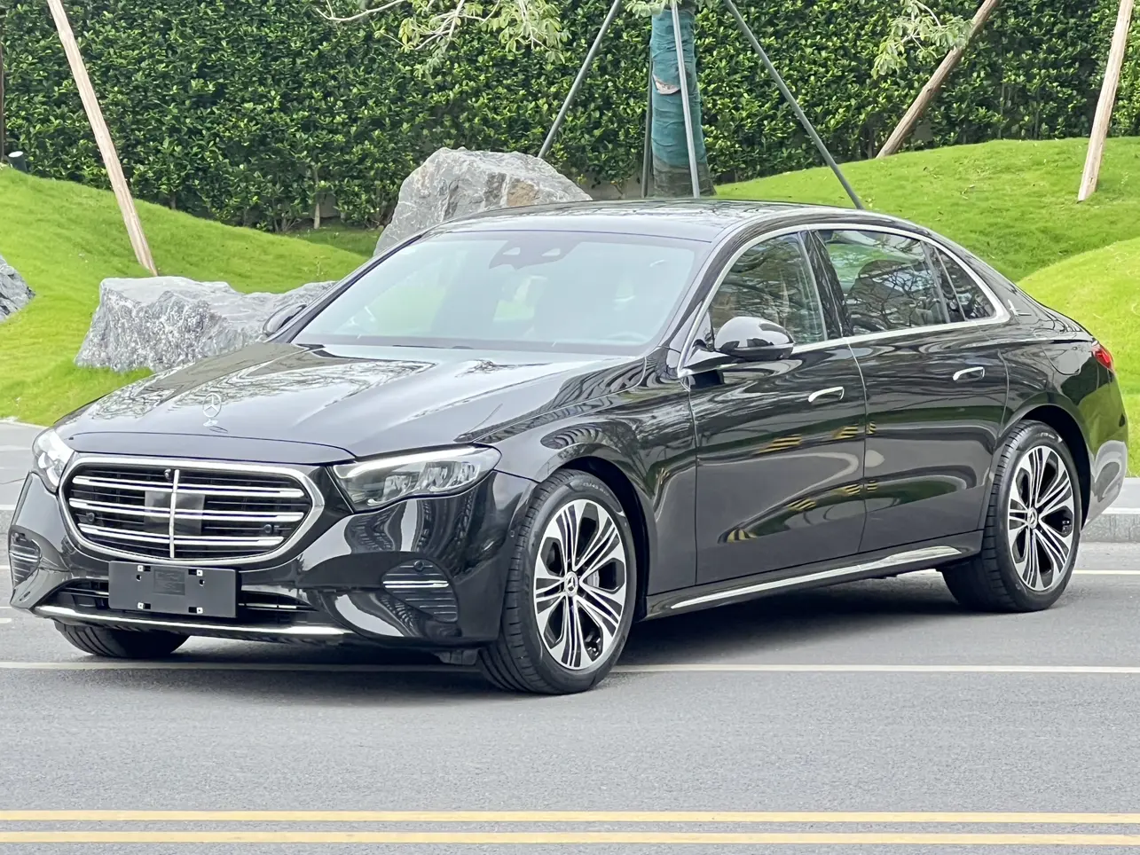 Mercedes-Benz E-Class PHEV  из Китая