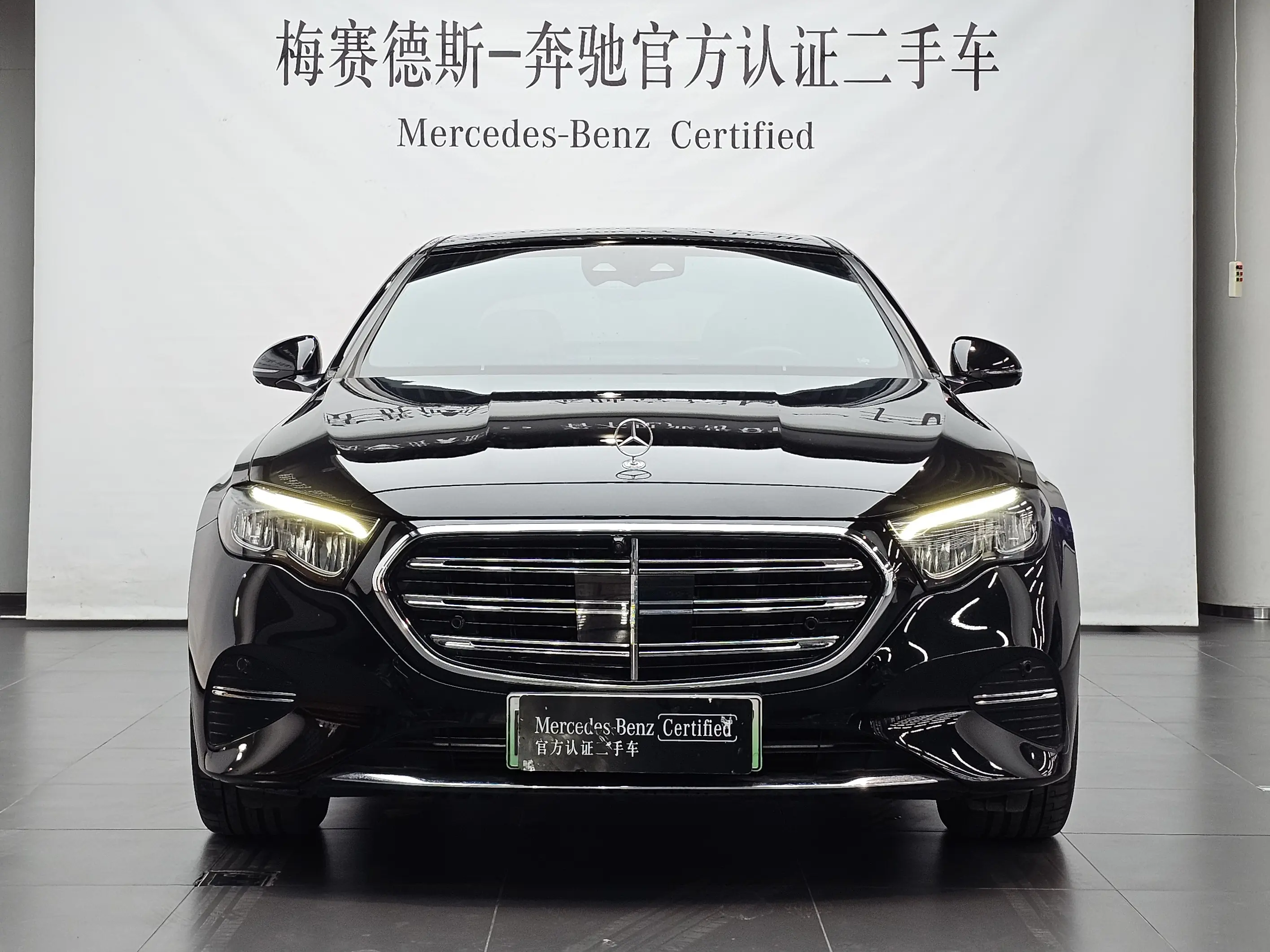 Mercedes-Benz E-Class PHEV  из Китая