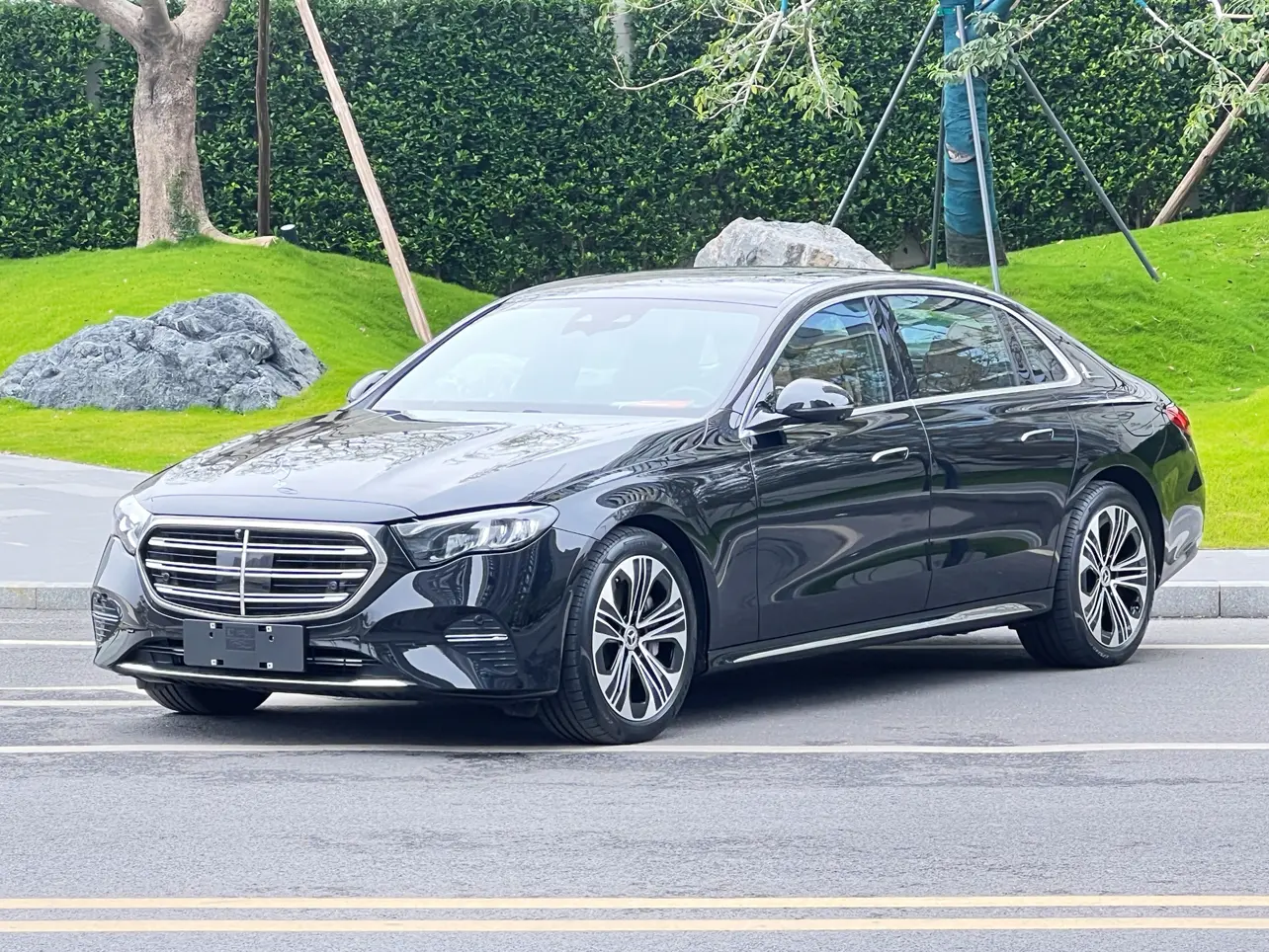 Mercedes-Benz E-Class PHEV  из Китая