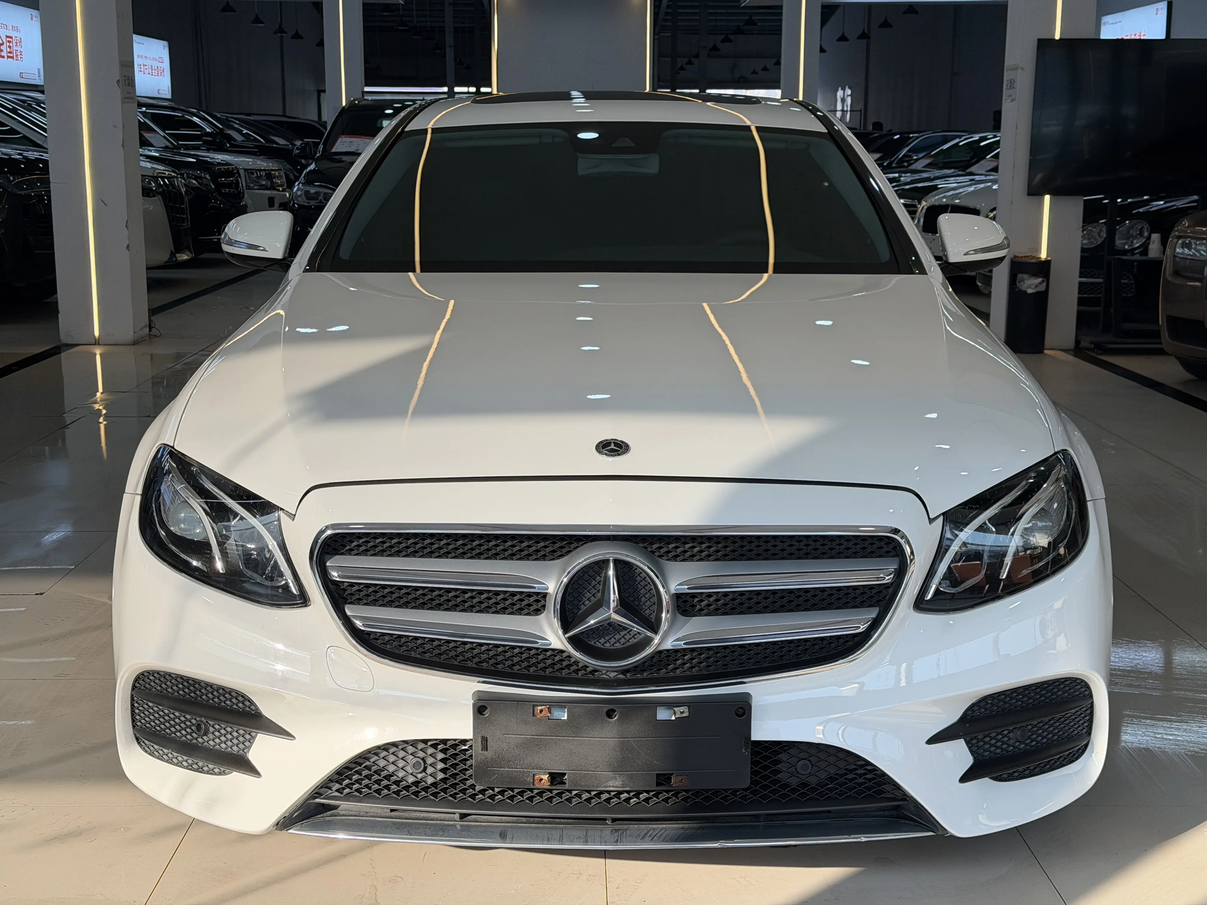 Mercedes-Benz E-Class  из Китая