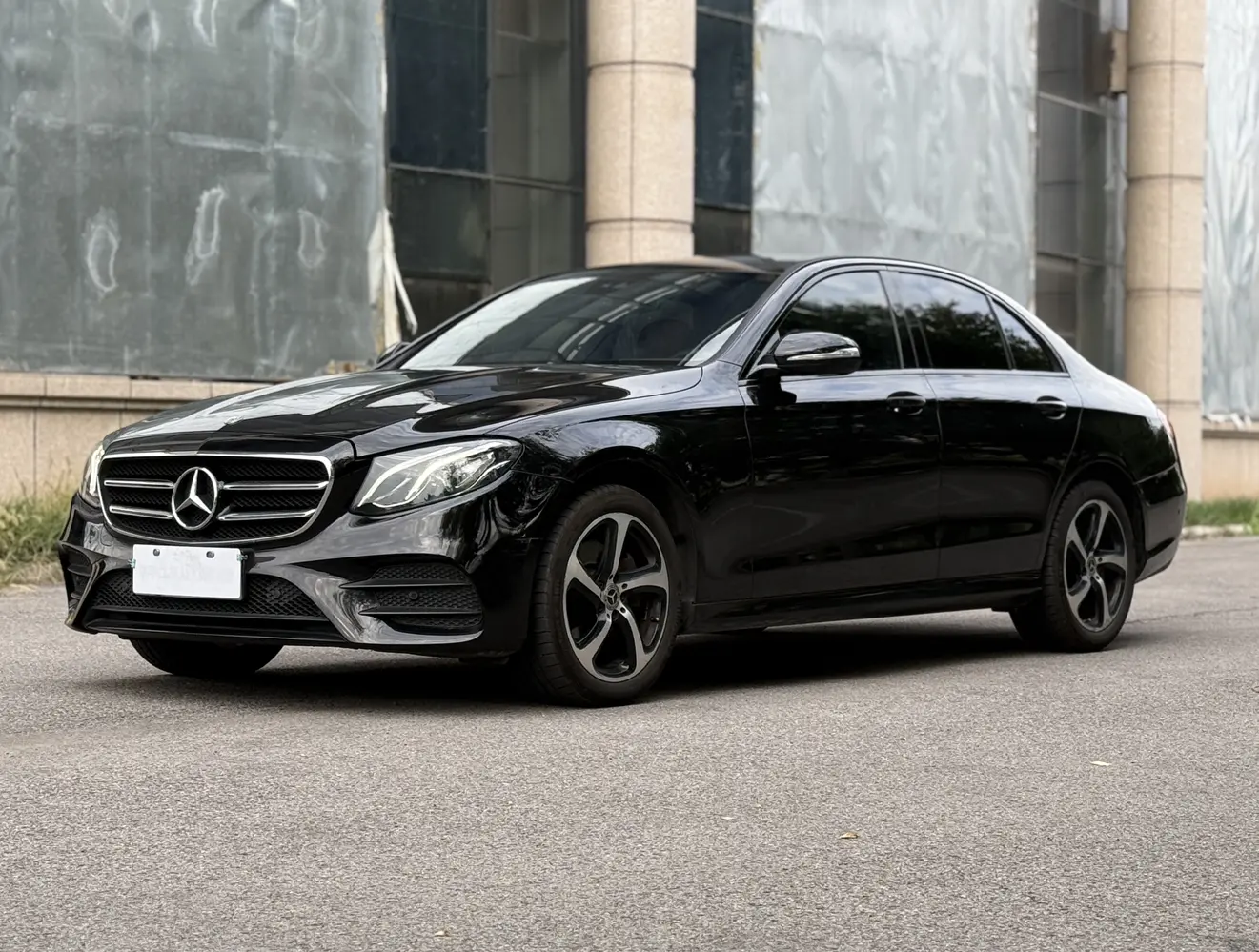 Mercedes-Benz E-Class  из Китая