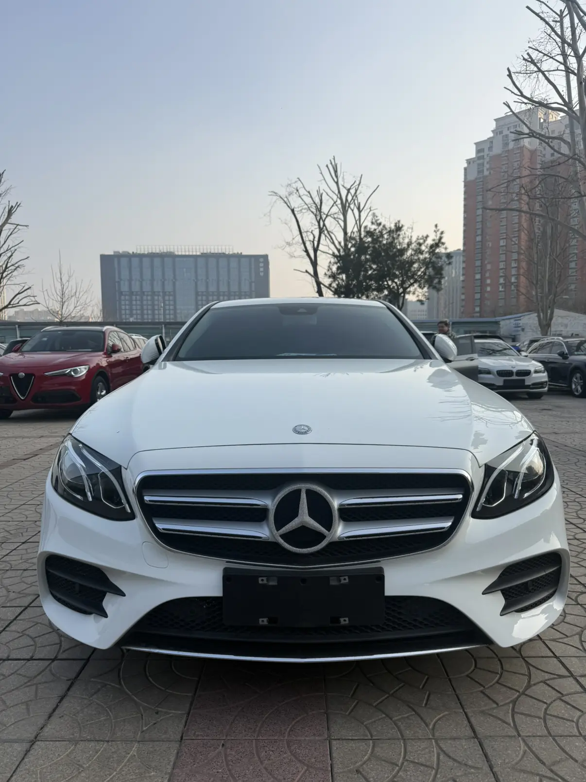 Mercedes-Benz E-Class  из Китая