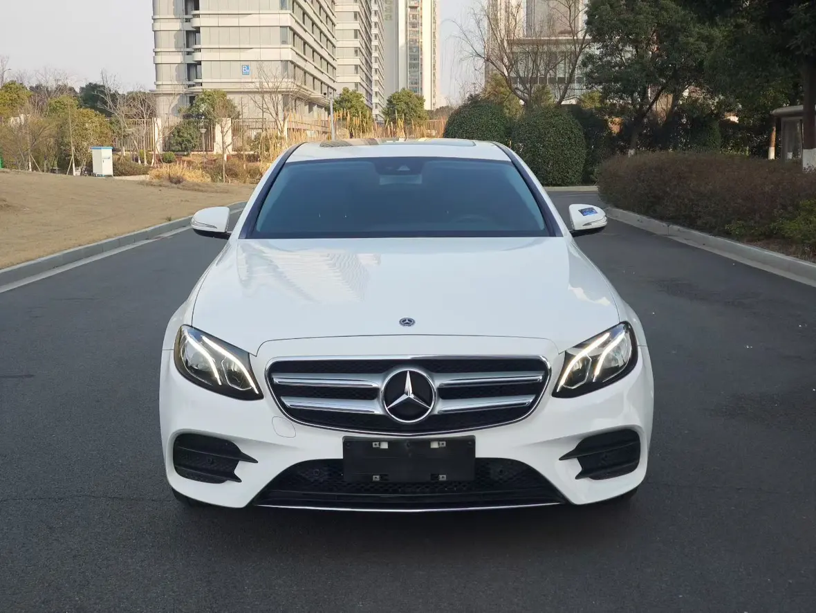 Mercedes-Benz E-Class  из Китая