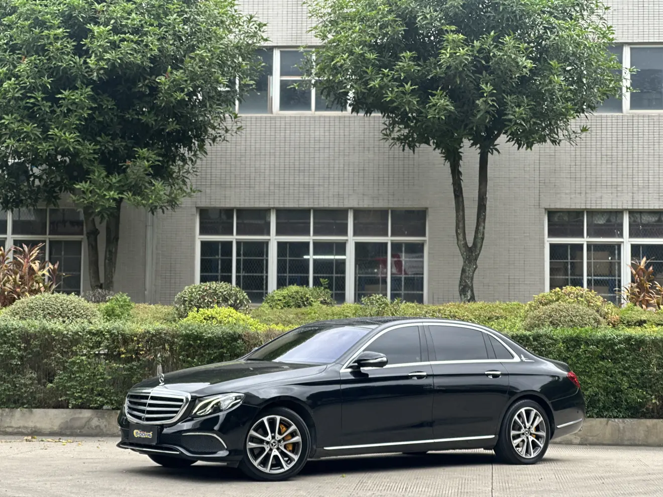 Mercedes-Benz E-Class  из Китая