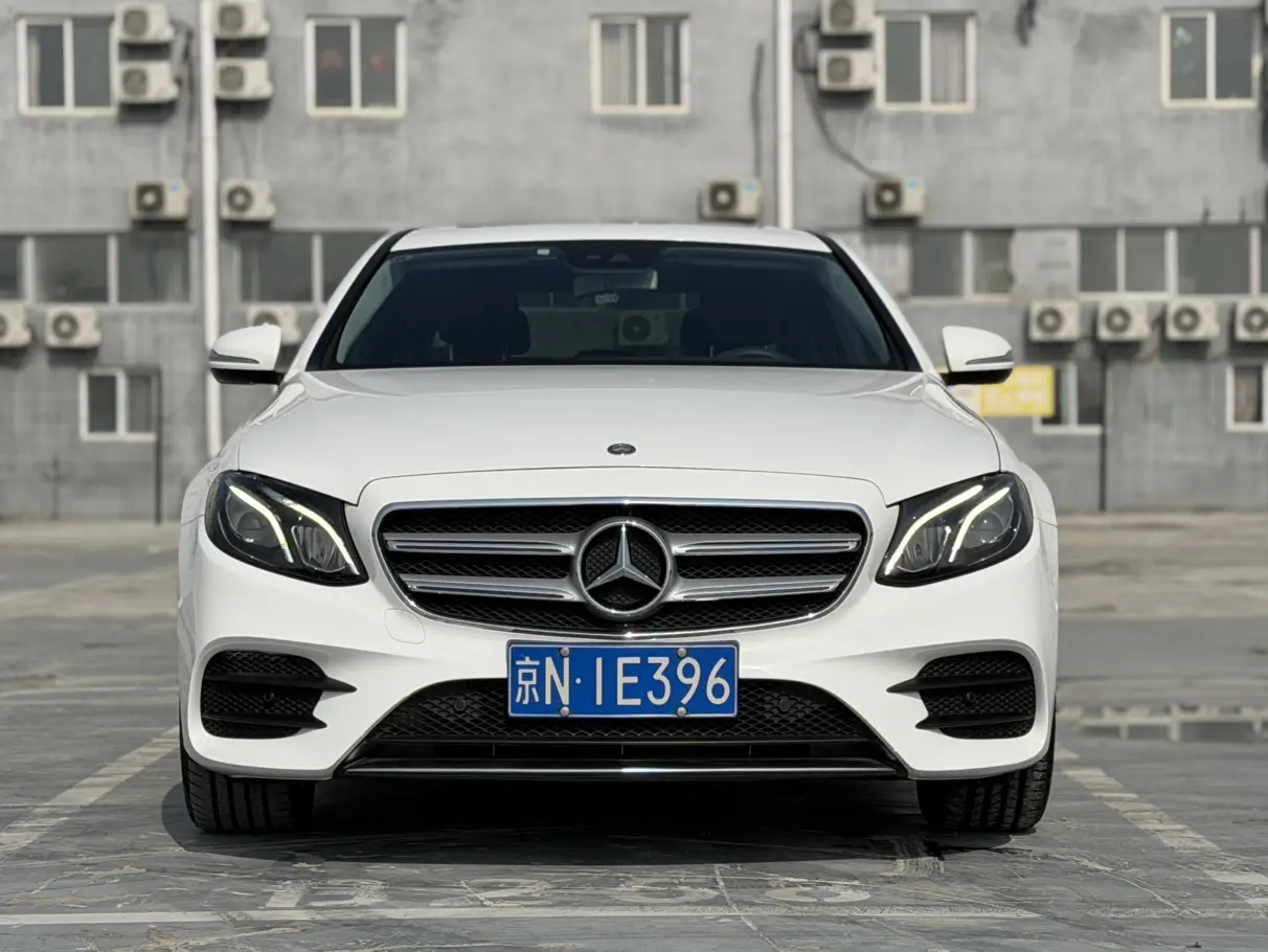 Mercedes-Benz E-Class  из Китая
