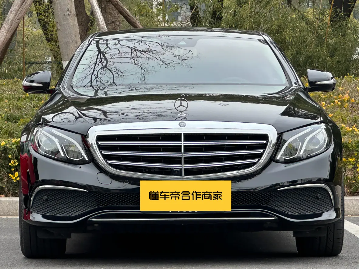 Mercedes-Benz E-Class  из Китая