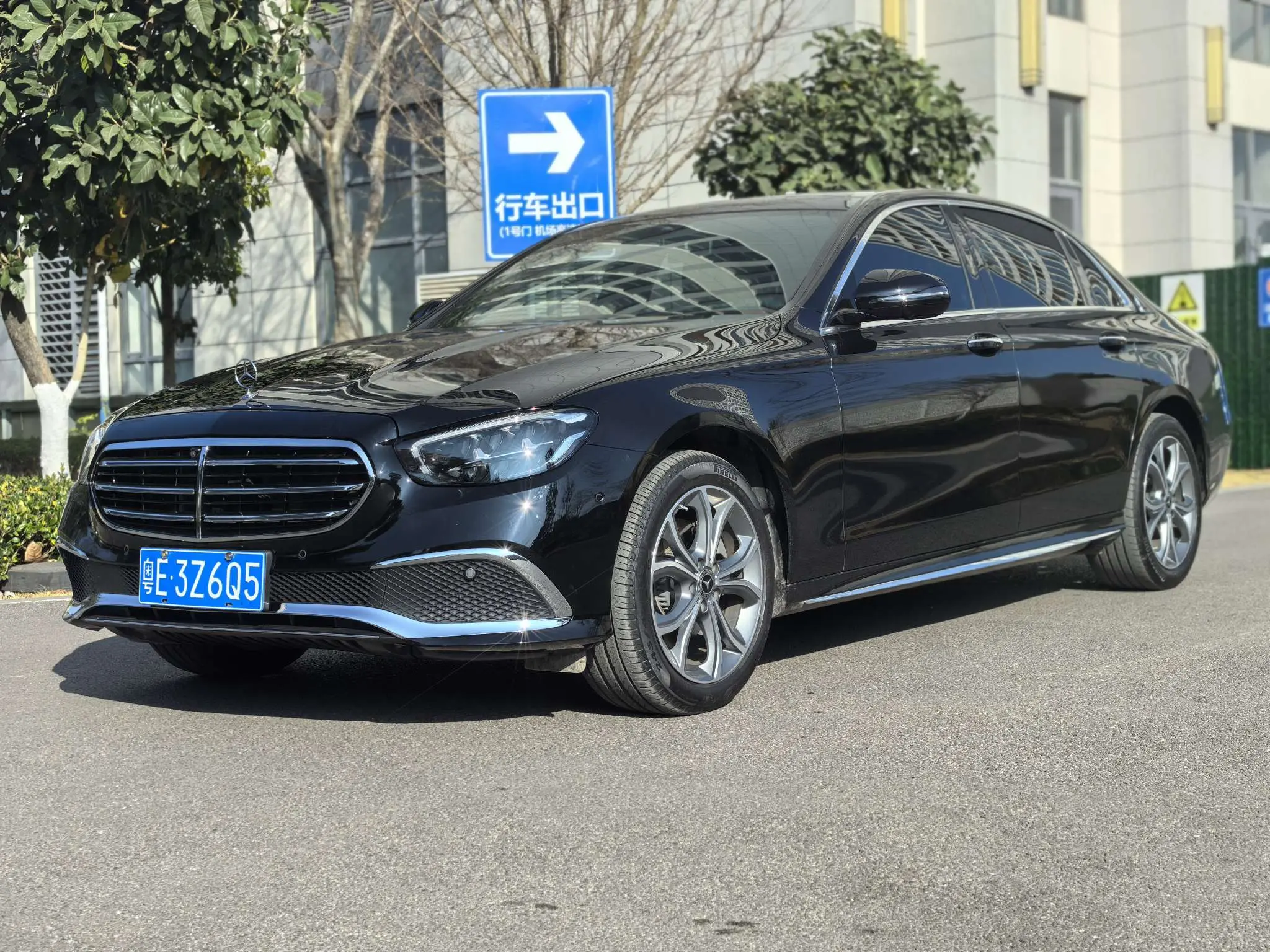 Mercedes-Benz E-Class  из Китая