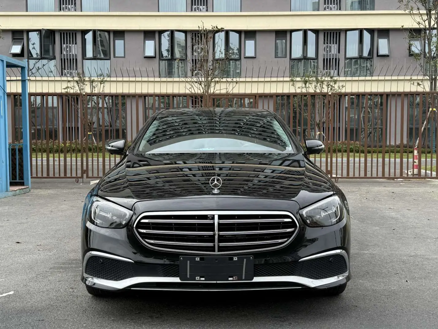 Mercedes-Benz E-Class  из Китая