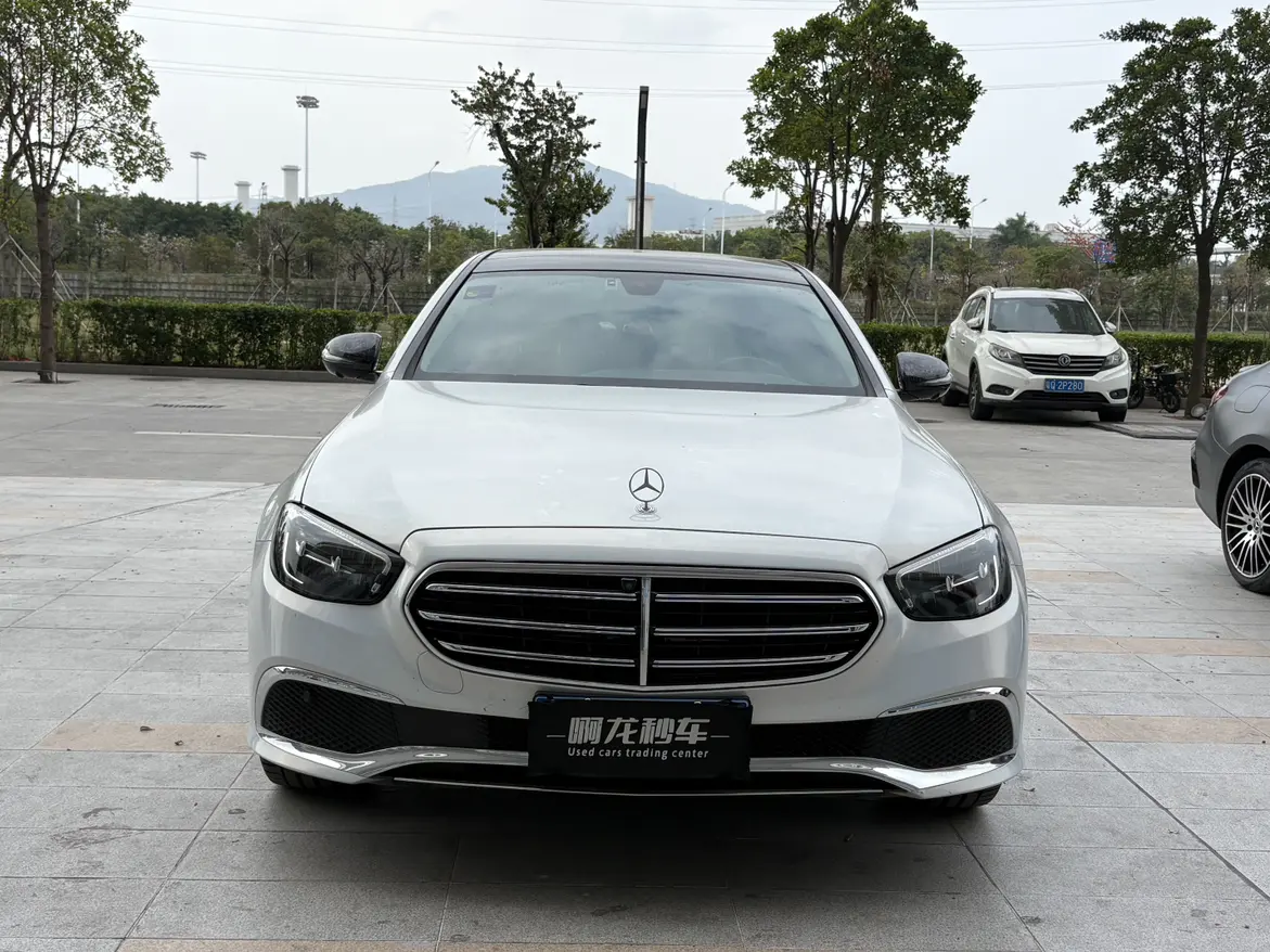 Mercedes-Benz E-Class  из Китая