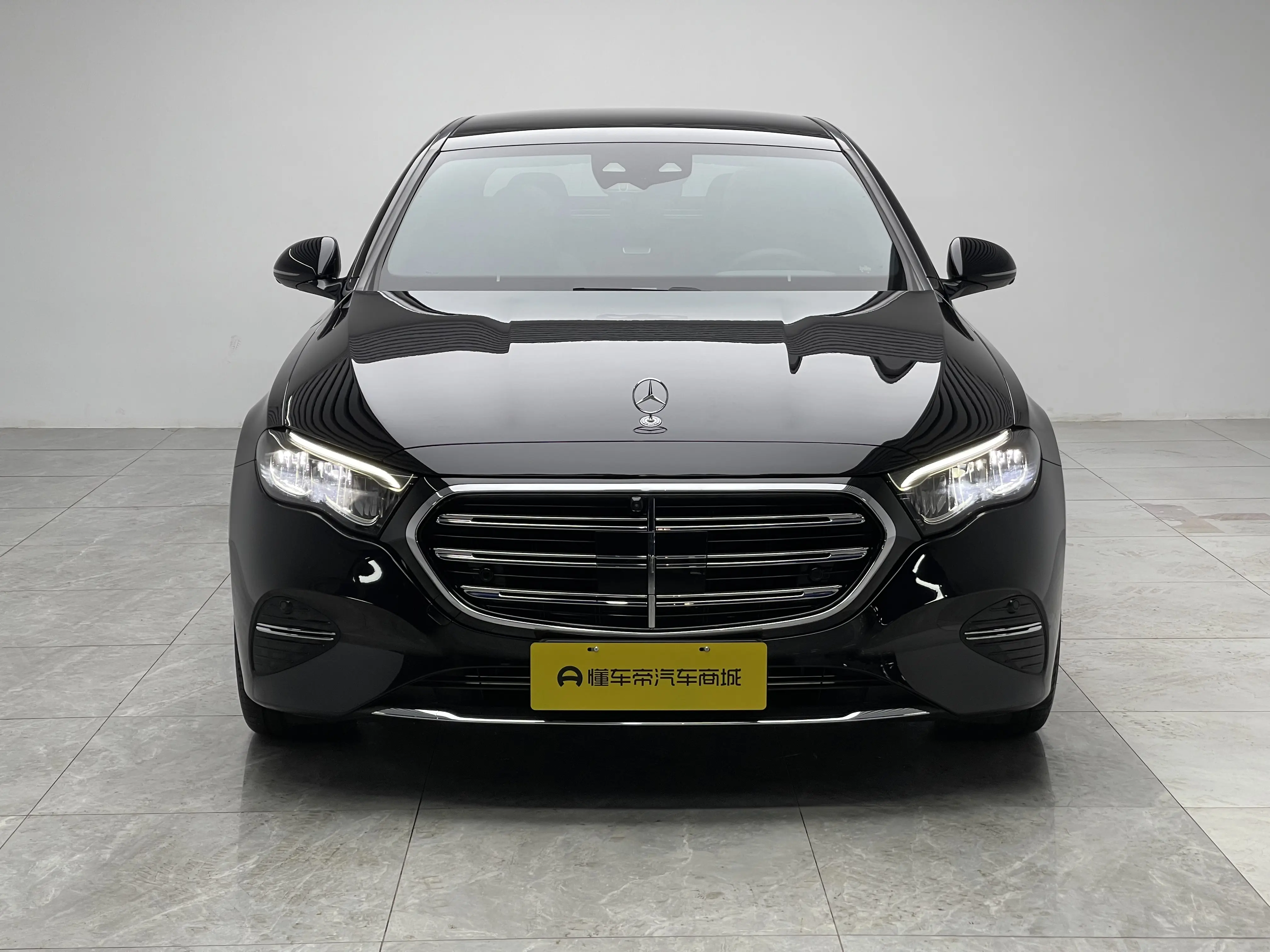 Mercedes-Benz E-Class  из Китая