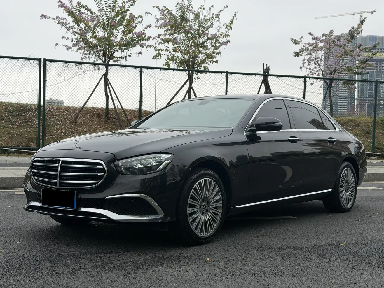 Mercedes-Benz E-Class  из Китая