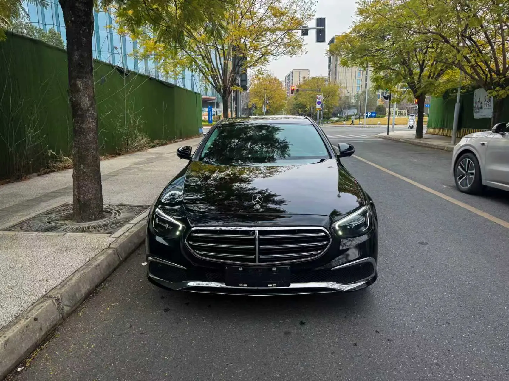Mercedes-Benz E-Class  из Китая