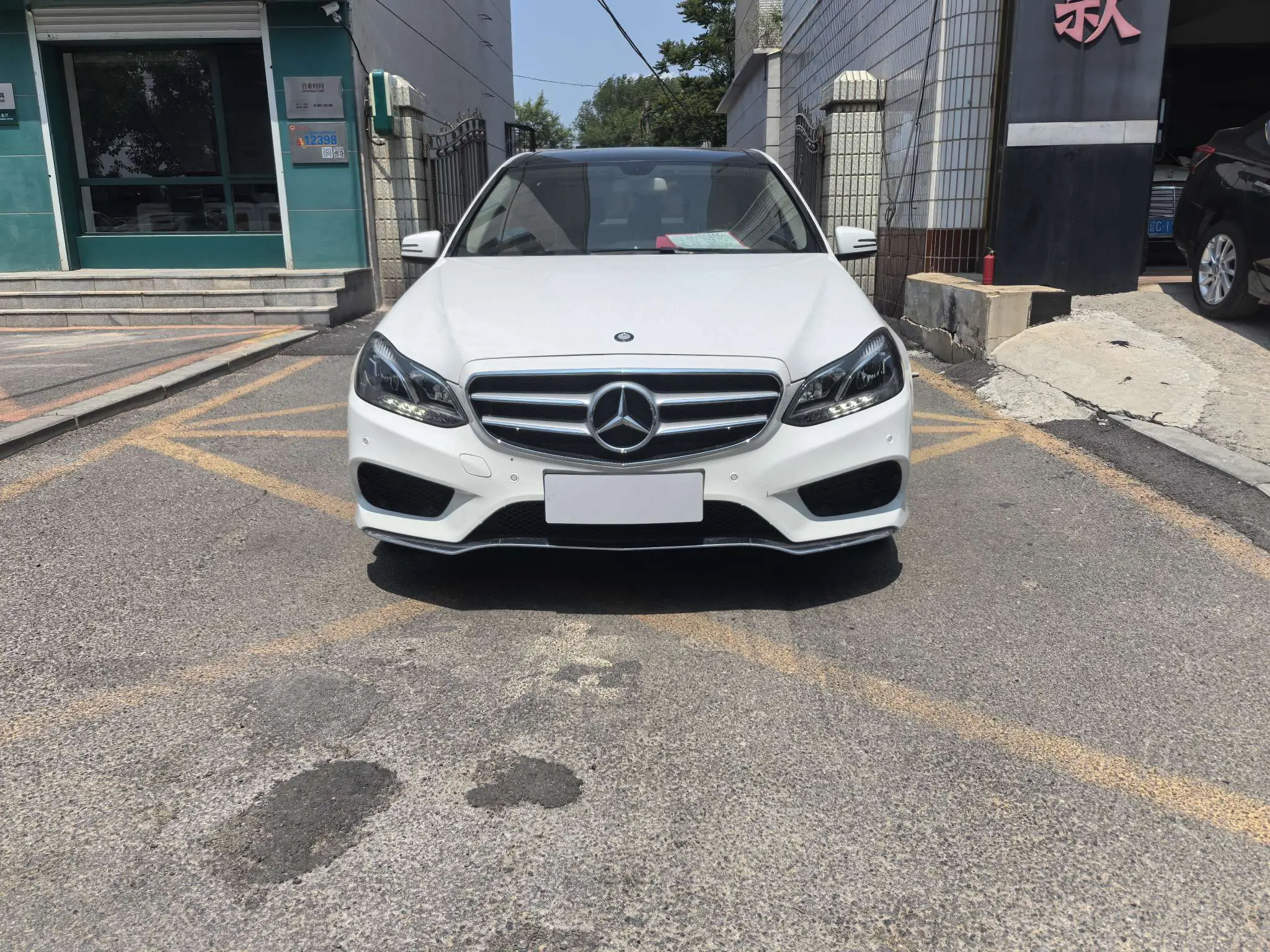 Mercedes-Benz E-Class  из Китая