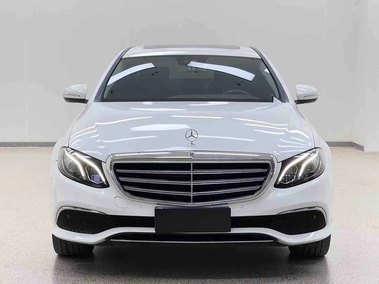 Mercedes-Benz E-Class  из Китая