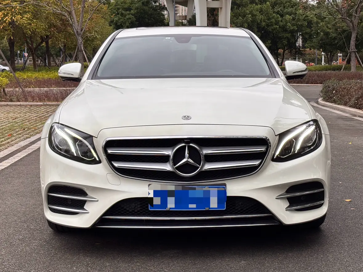 Mercedes-Benz E-Class  из Китая