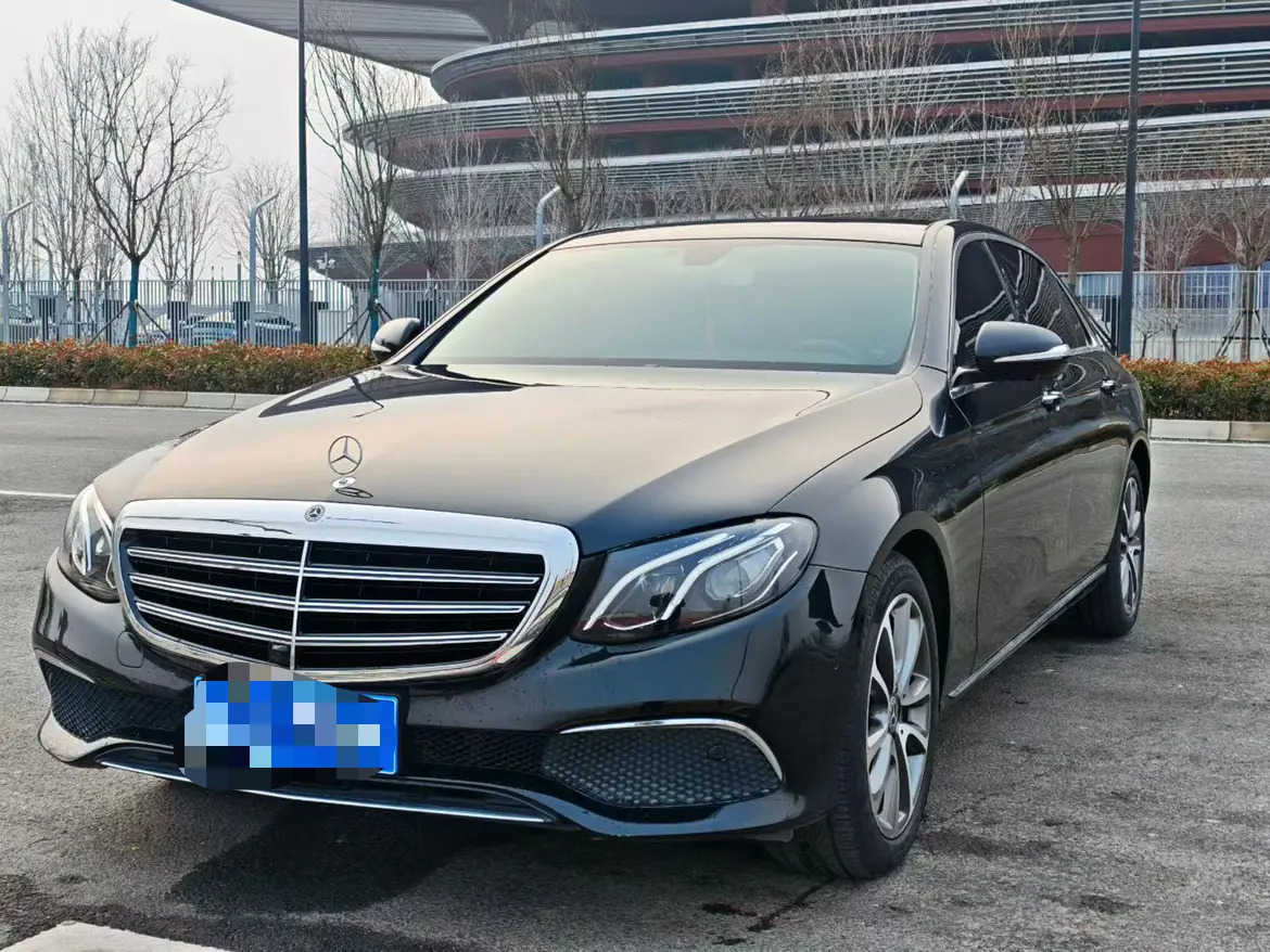 Mercedes-Benz E-Class  из Китая