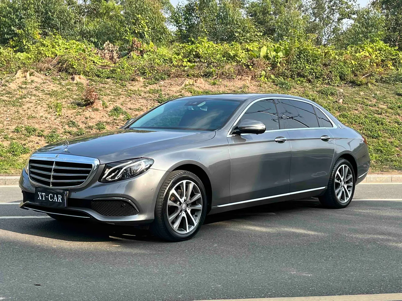 Mercedes-Benz E-Class  из Китая