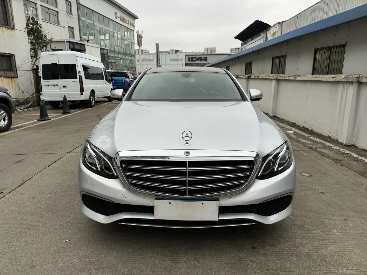 Mercedes-Benz E-Class  из Китая