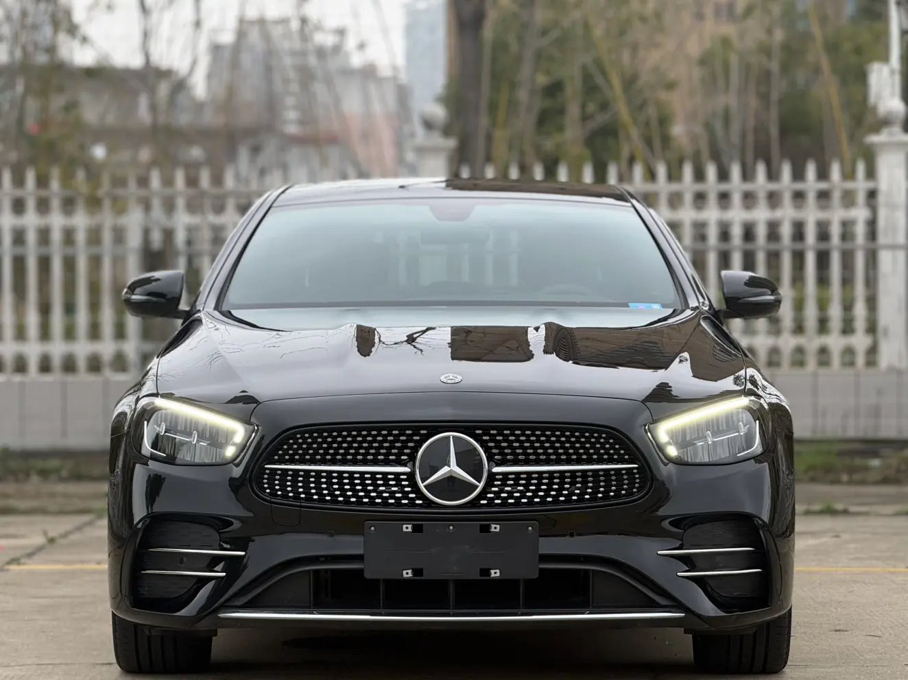 Mercedes-Benz E-Class  из Китая