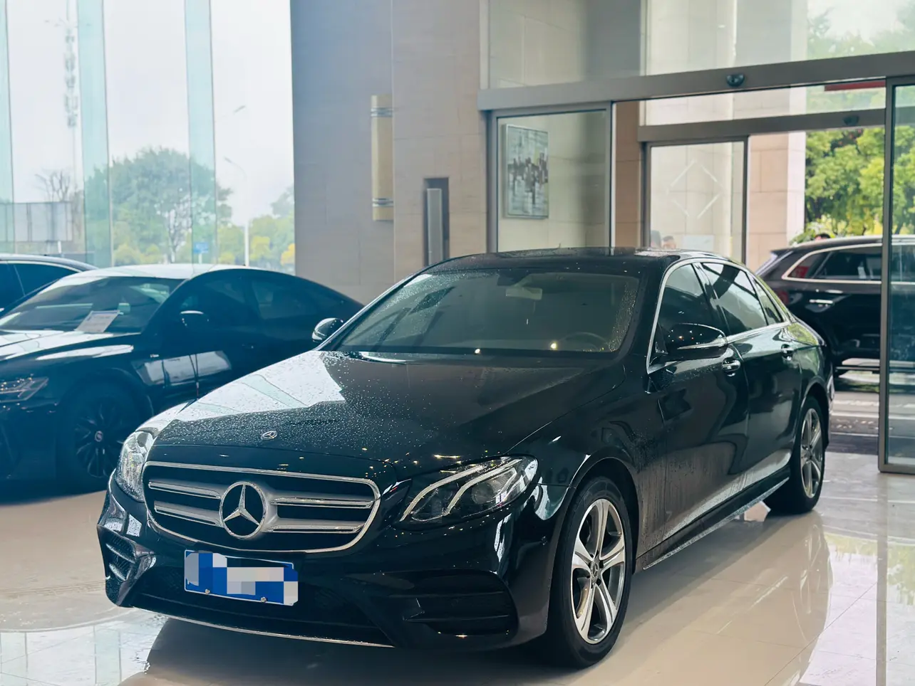 Mercedes-Benz E-Class  из Китая