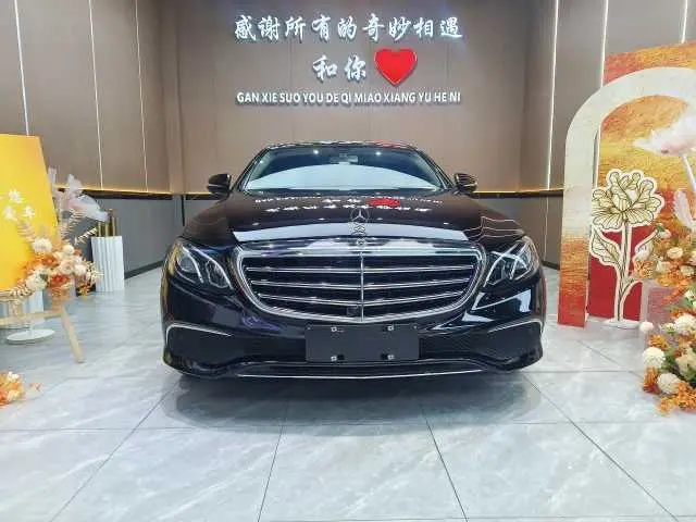Mercedes-Benz E-Class  из Китая