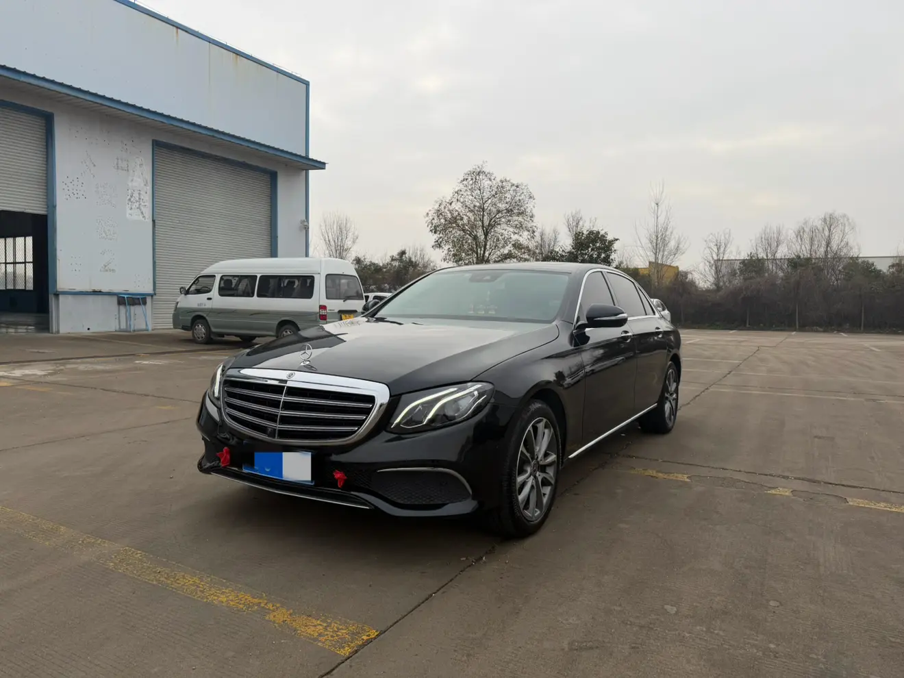 Mercedes-Benz E-Class  из Китая