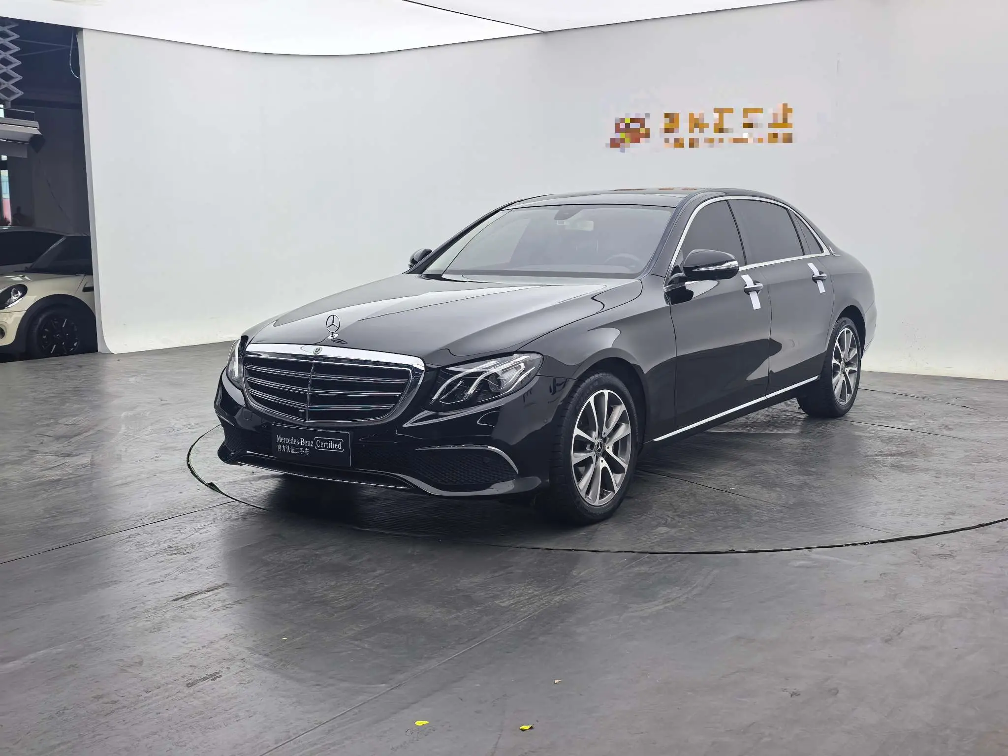 Mercedes-Benz E-Class  из Китая