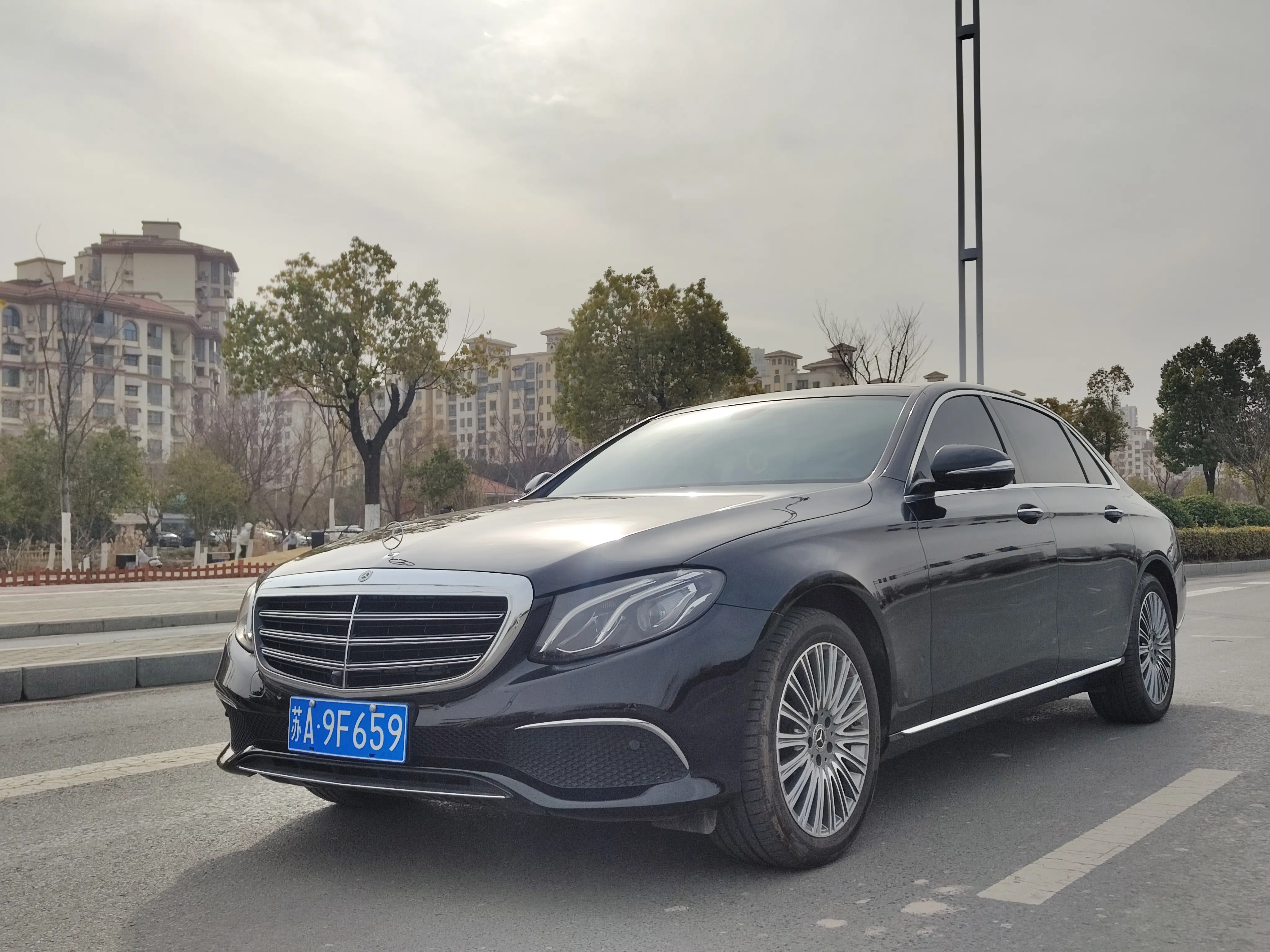 Mercedes-Benz E-Class  из Китая