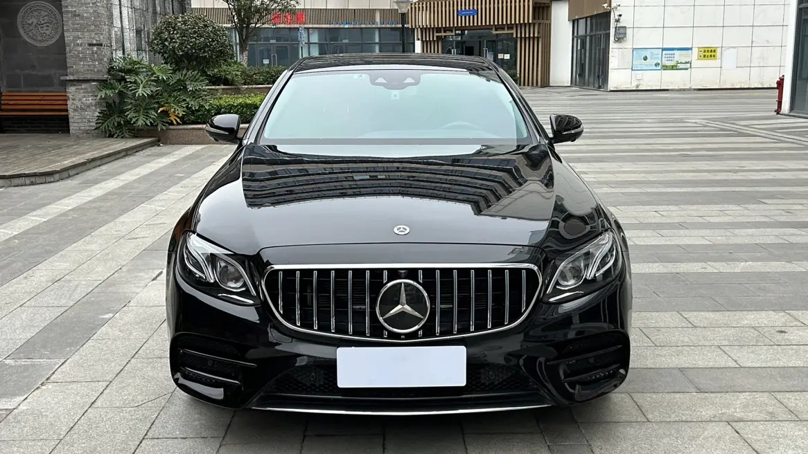Mercedes-Benz E-Class  из Китая