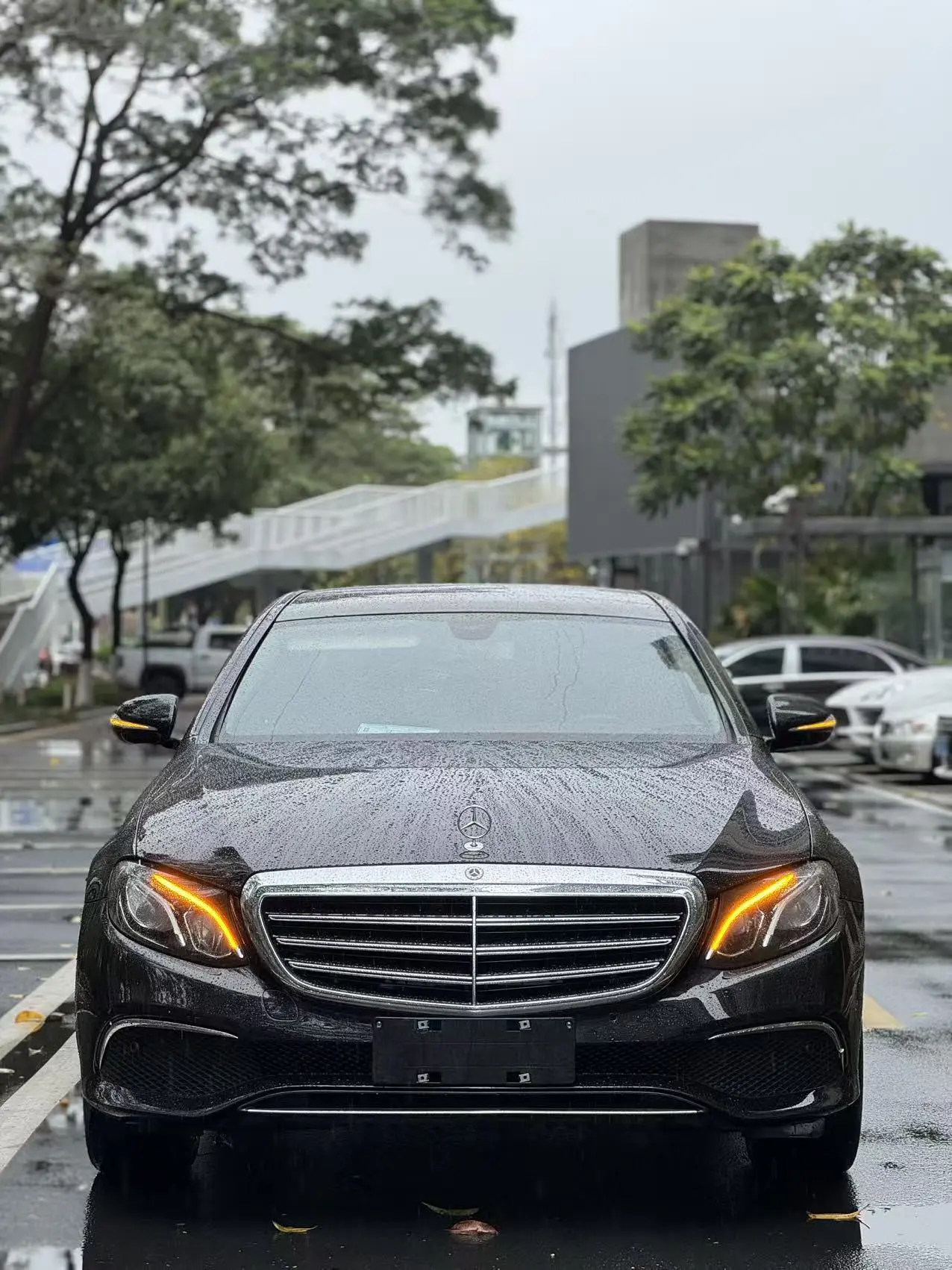 Mercedes-Benz E-Class  из Китая