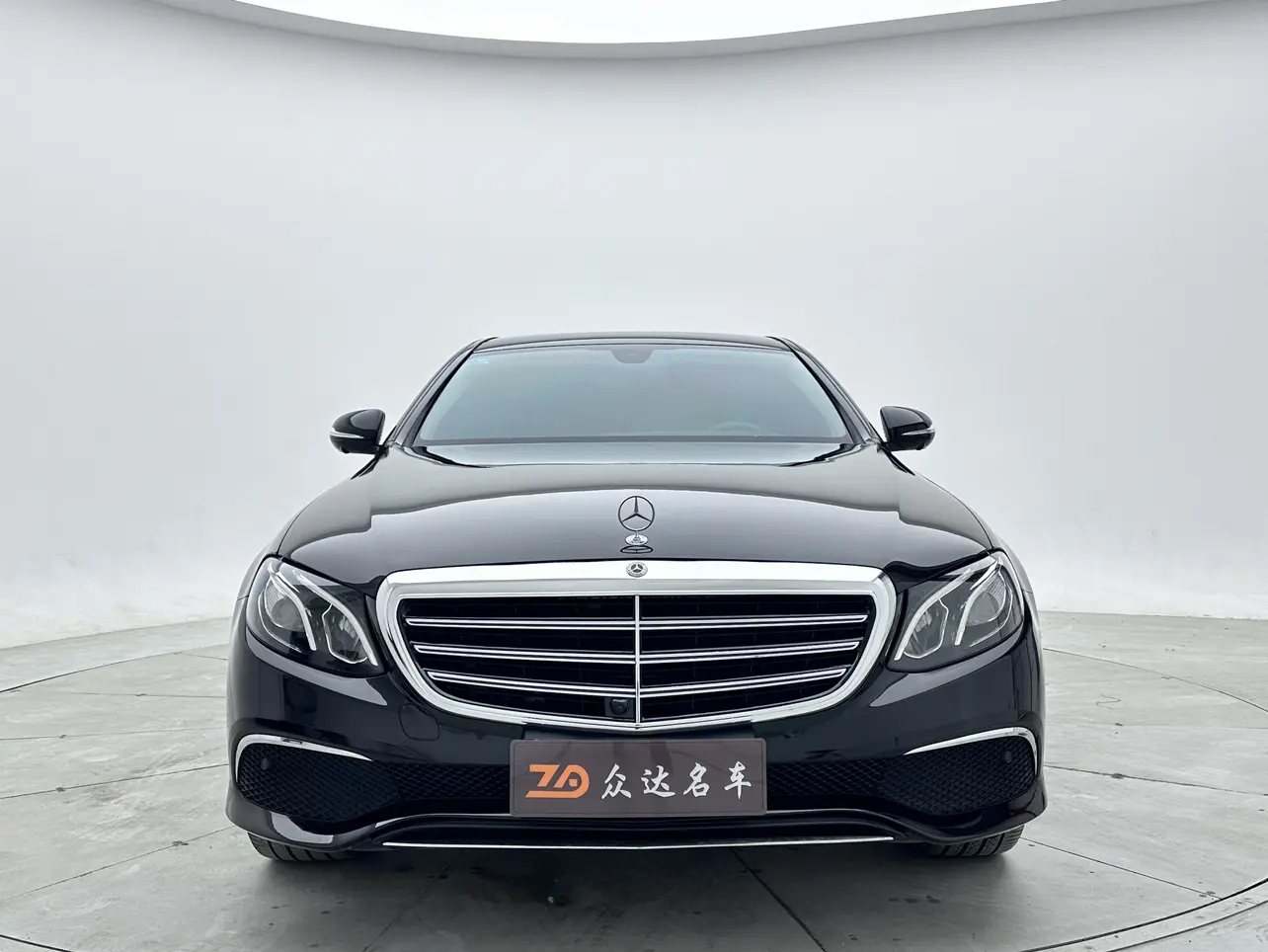Mercedes-Benz E-Class  из Китая