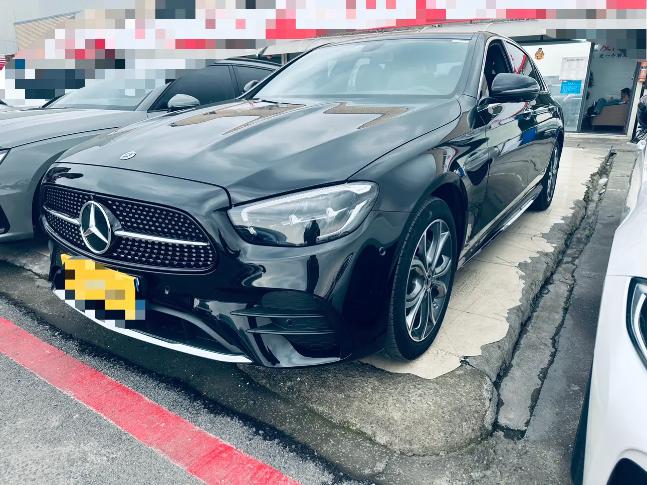 Mercedes-Benz E-Class  из Китая