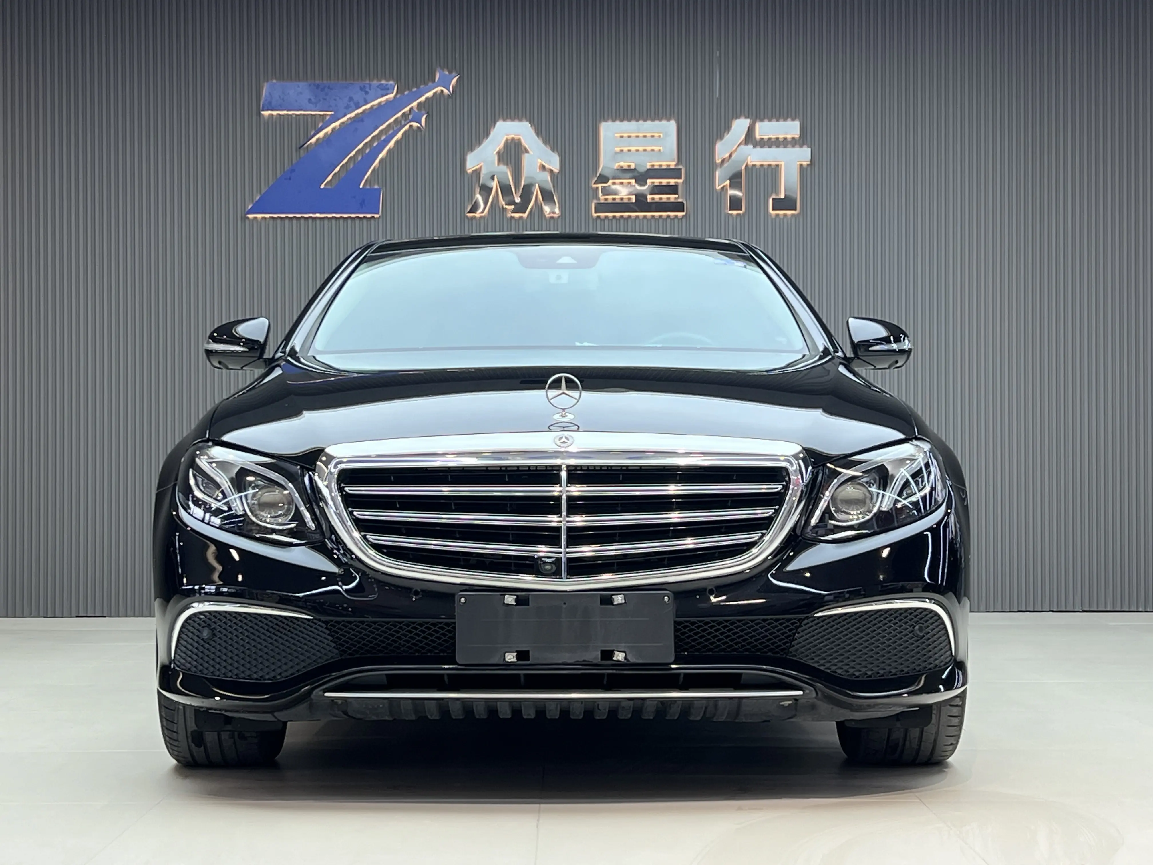 Mercedes-Benz E-Class  из Китая