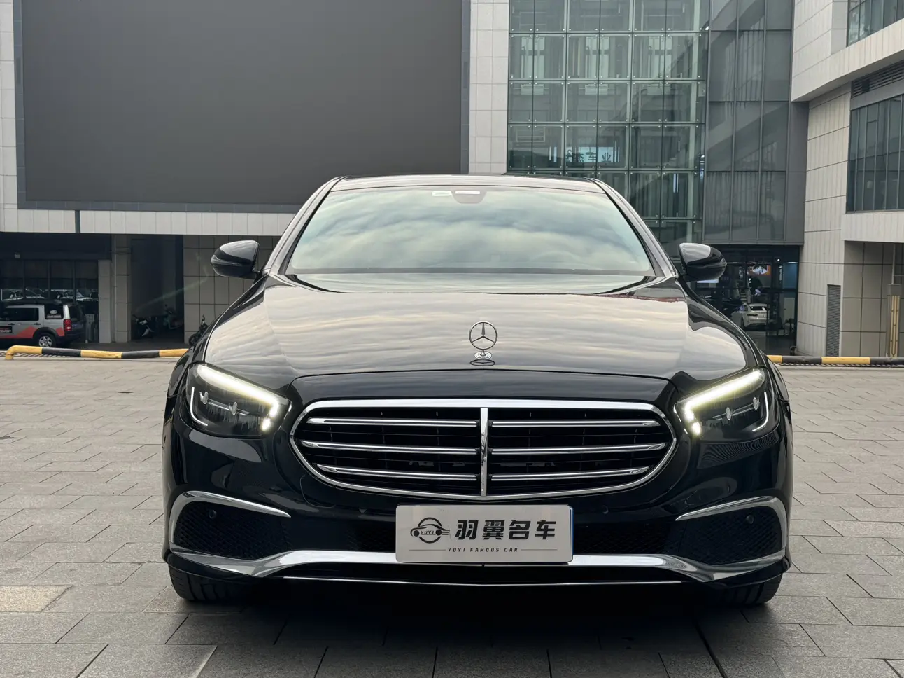 Mercedes-Benz E-Class  из Китая