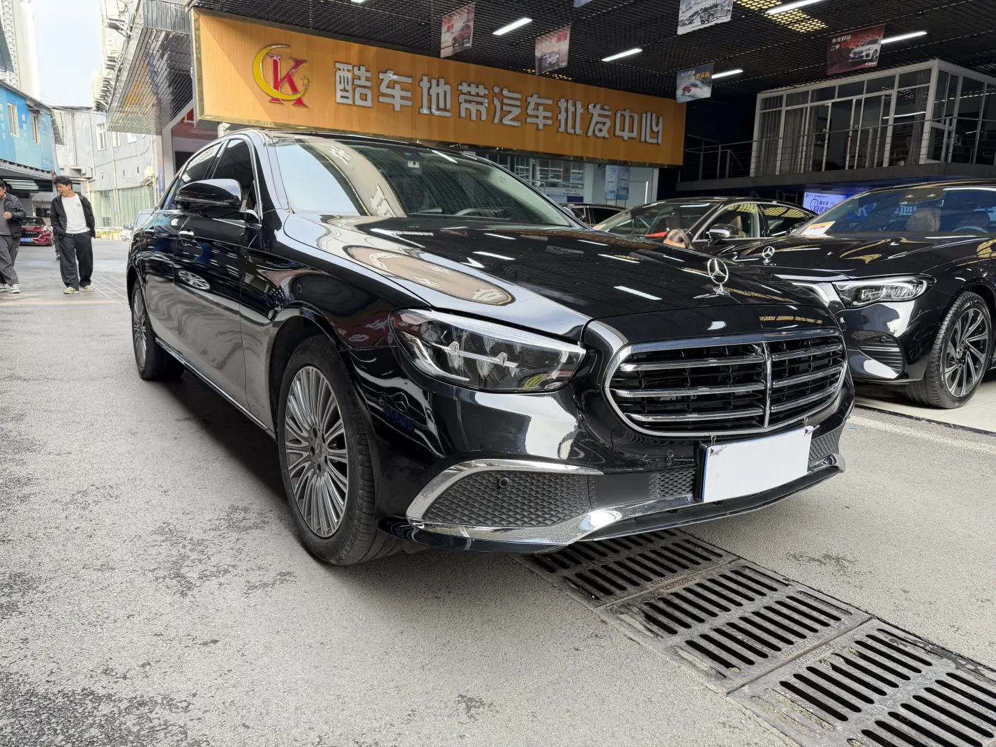 Mercedes-Benz E-Class  из Китая