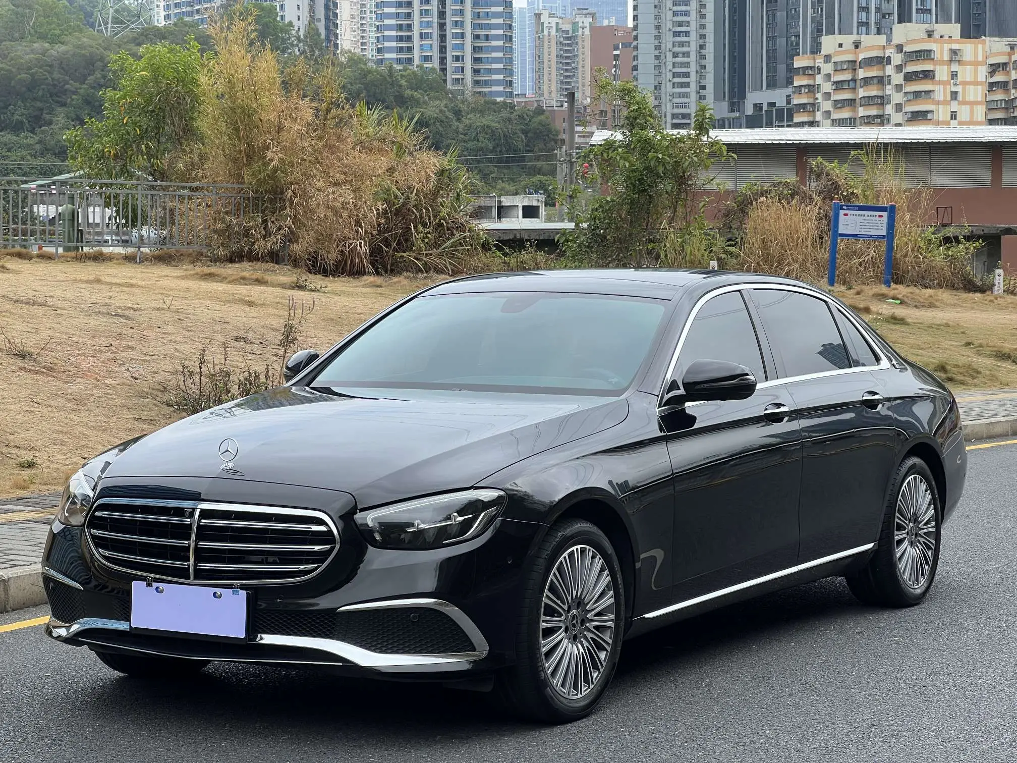Mercedes-Benz E-Class  из Китая