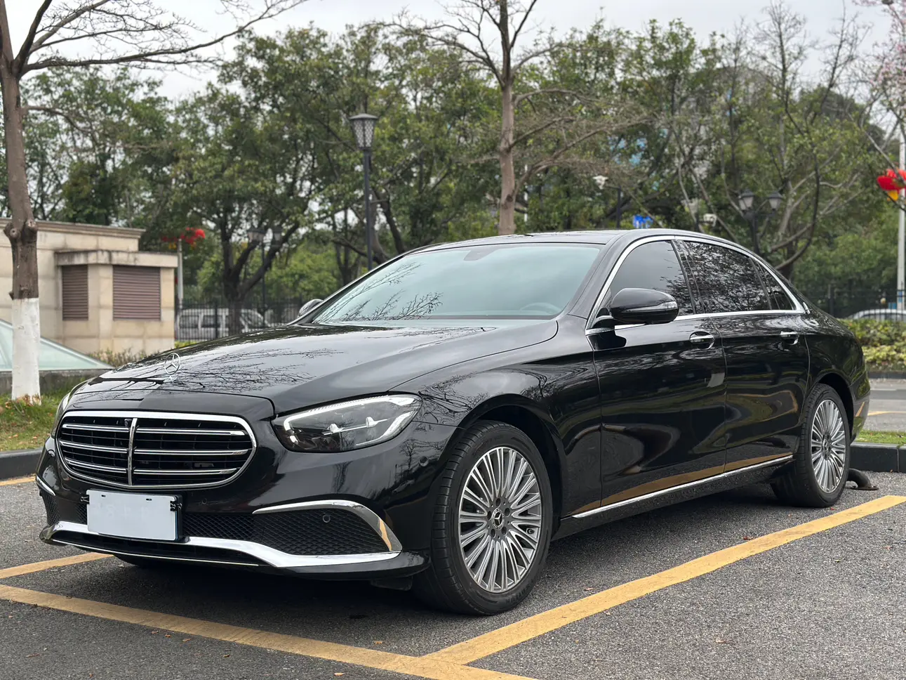 Mercedes-Benz E-Class  из Китая