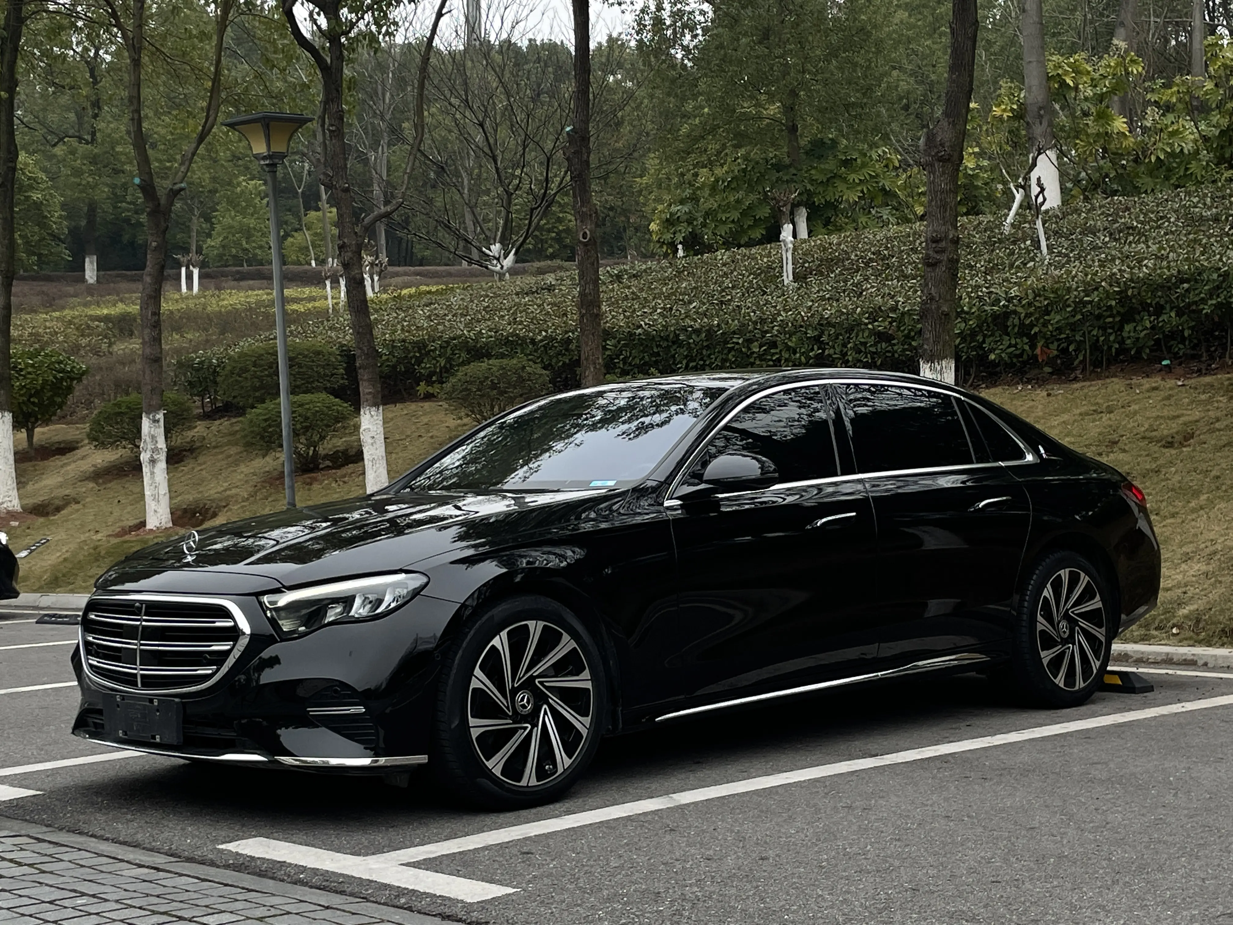 Mercedes-Benz E-Class  из Китая