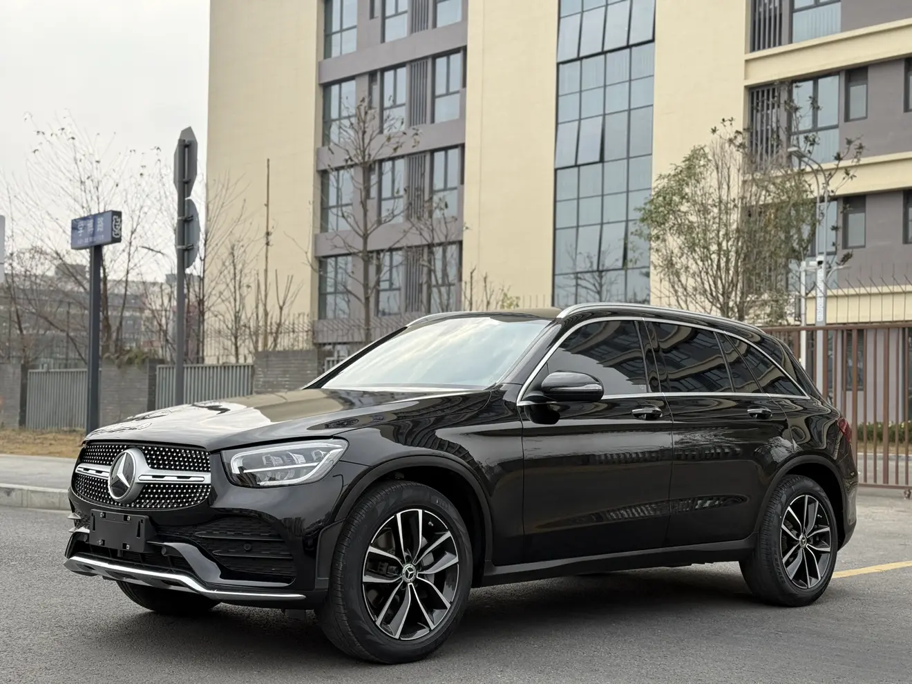 Mercedes-Benz GLC  из Китая